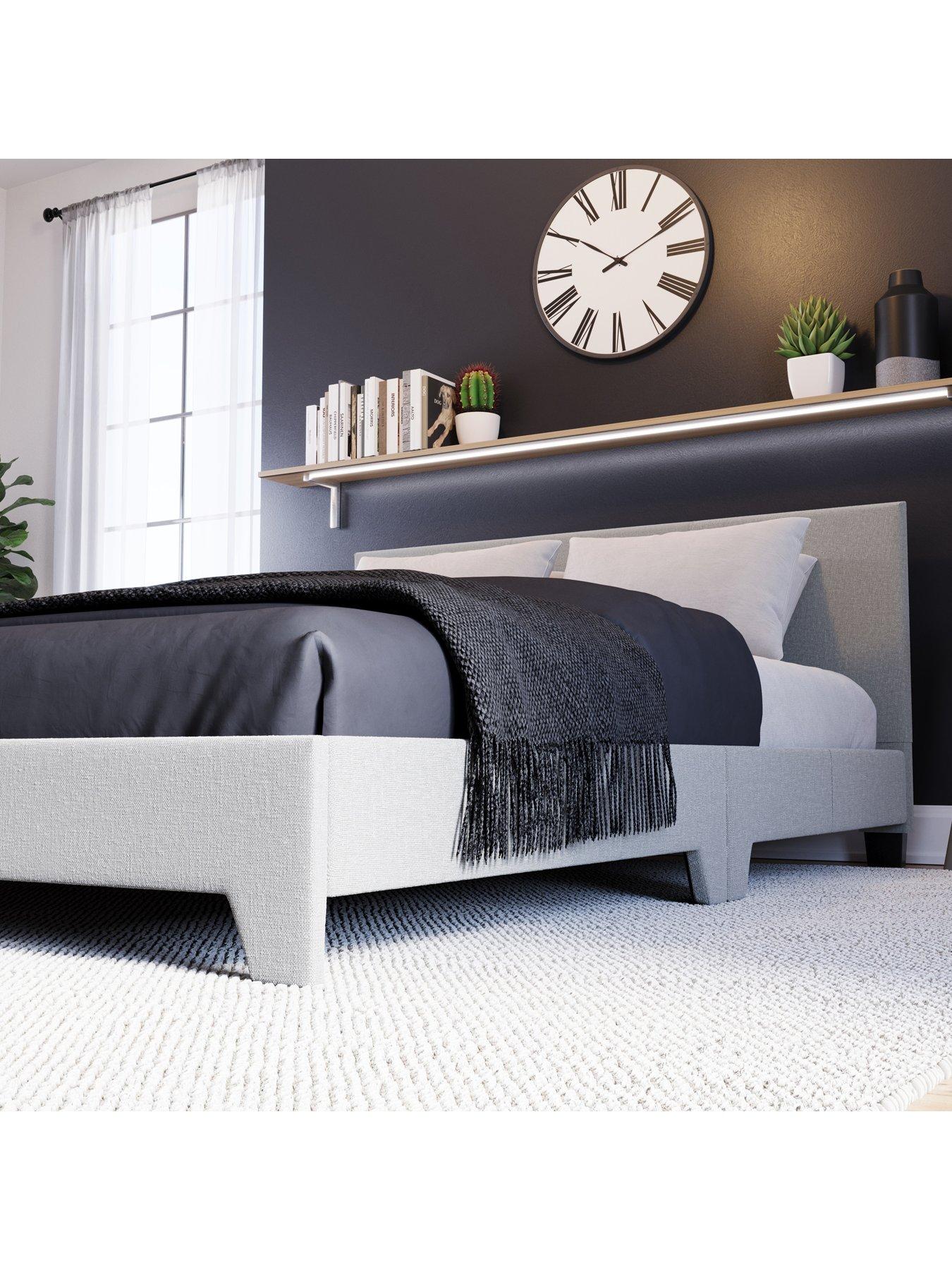Image 4 of 6 of Vida Designs Victoria Linen Double Bed