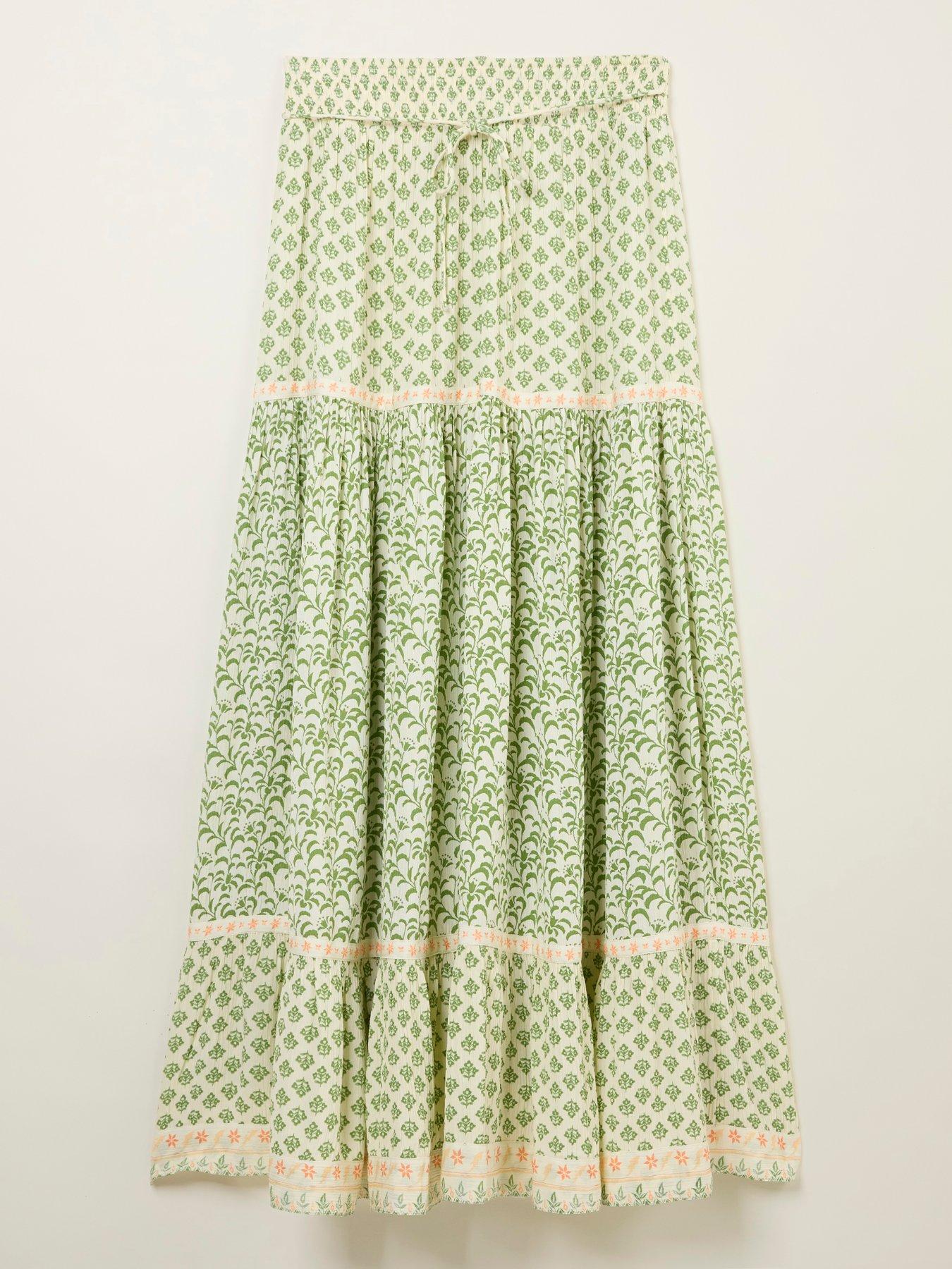 Image 6 of 6 of FatFace Jayla Woodblock Maxi Skirt - Green