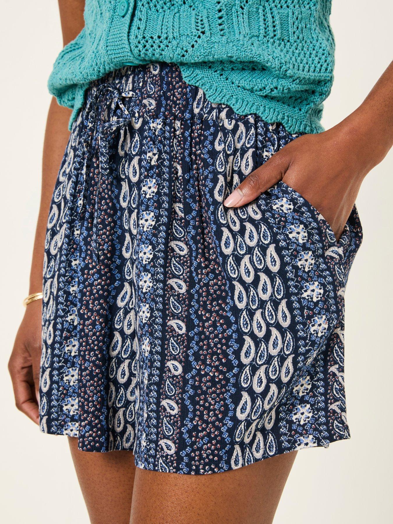 Image 4 of 6 of FatFace Flippy Paisley Shorts - Blue