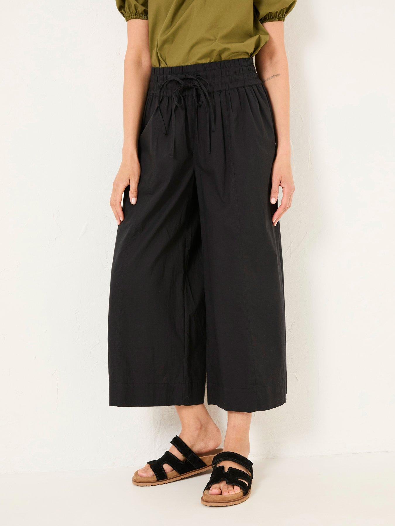 undefined Aubrey Wide Leg Crop Trousers - Black