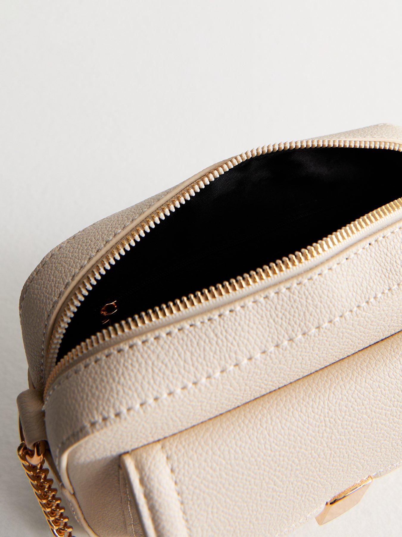 Image 5 of 5 of New Look Piped Pocket Crossbody Bag - White