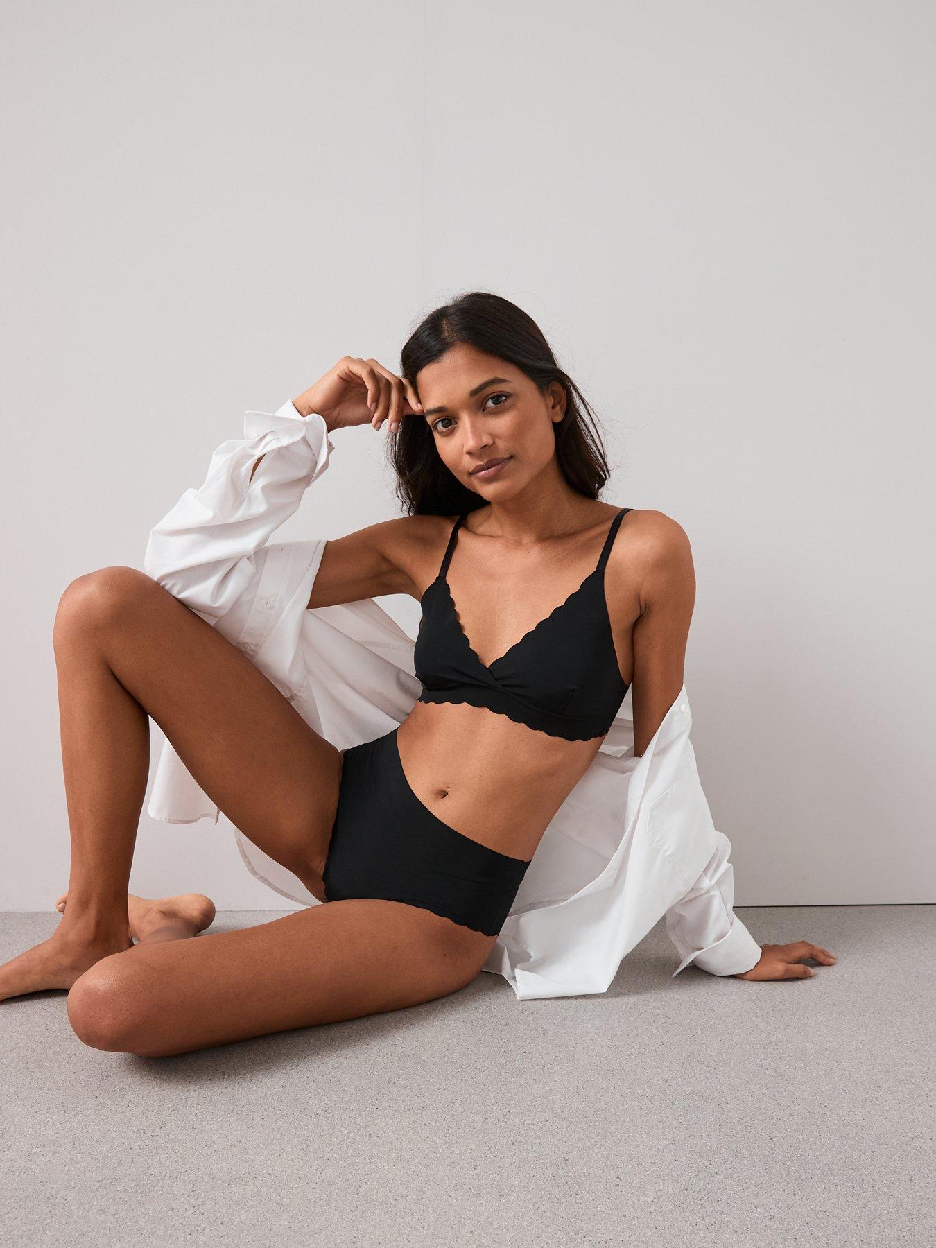 Image 5 of 6 of The Very Collection 3 Pack No Vpl Scallop Edge Bikini Briefs - Black