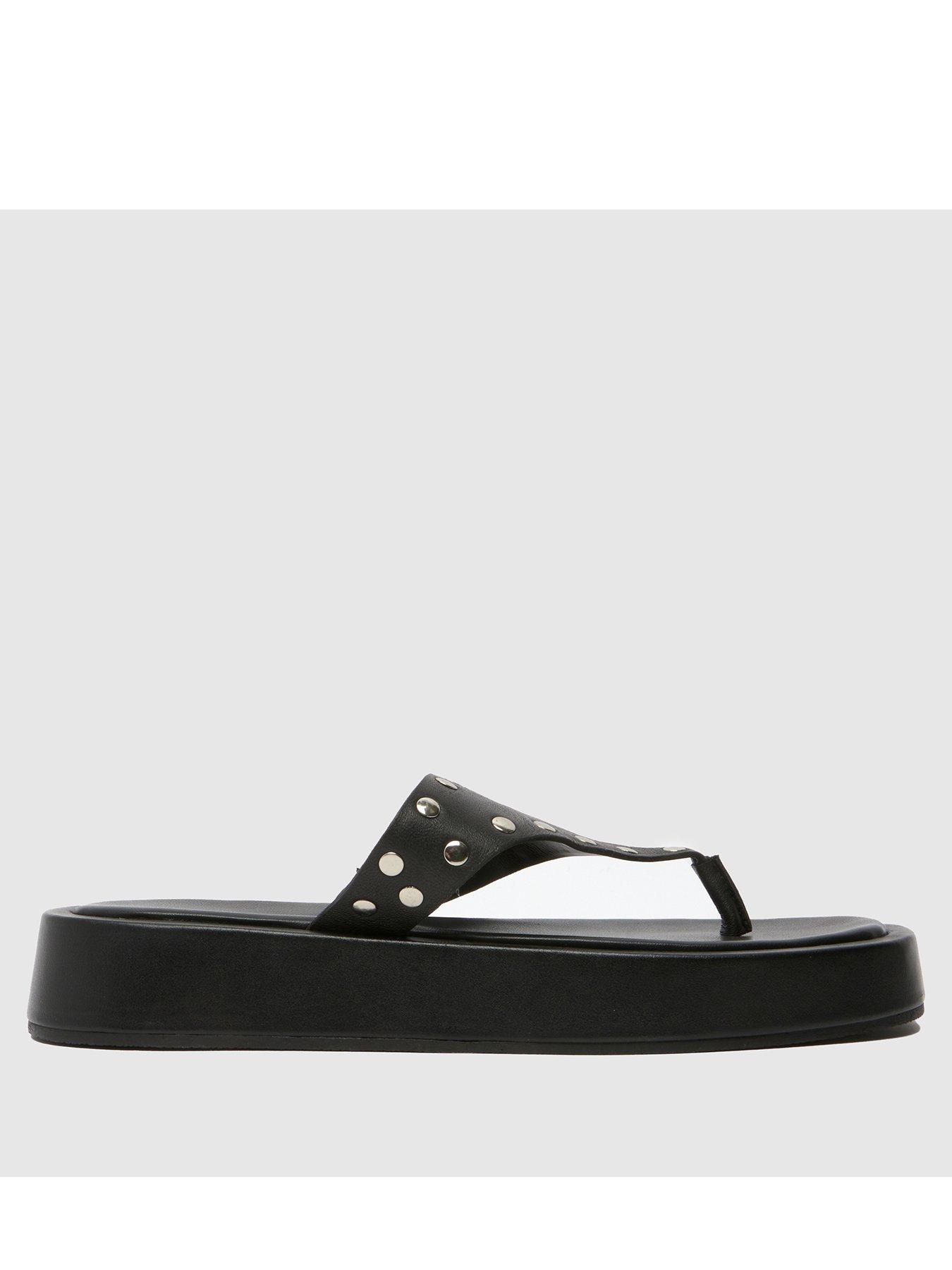 undefined Toryn Stud Toe Post Sandal - Black