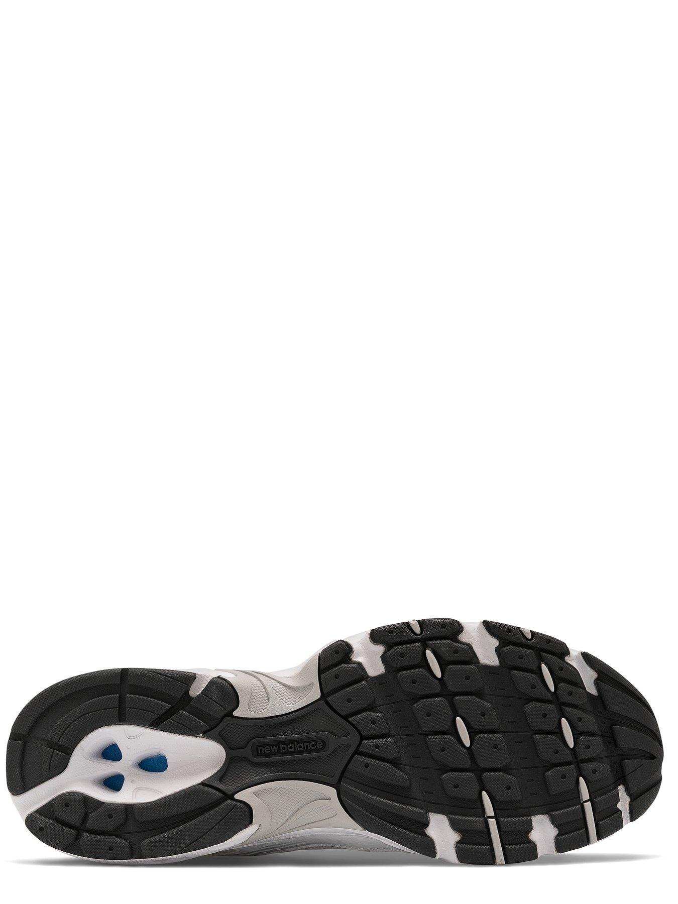 Image 3 of 4 of New Balance Women's 530 Trainers - White