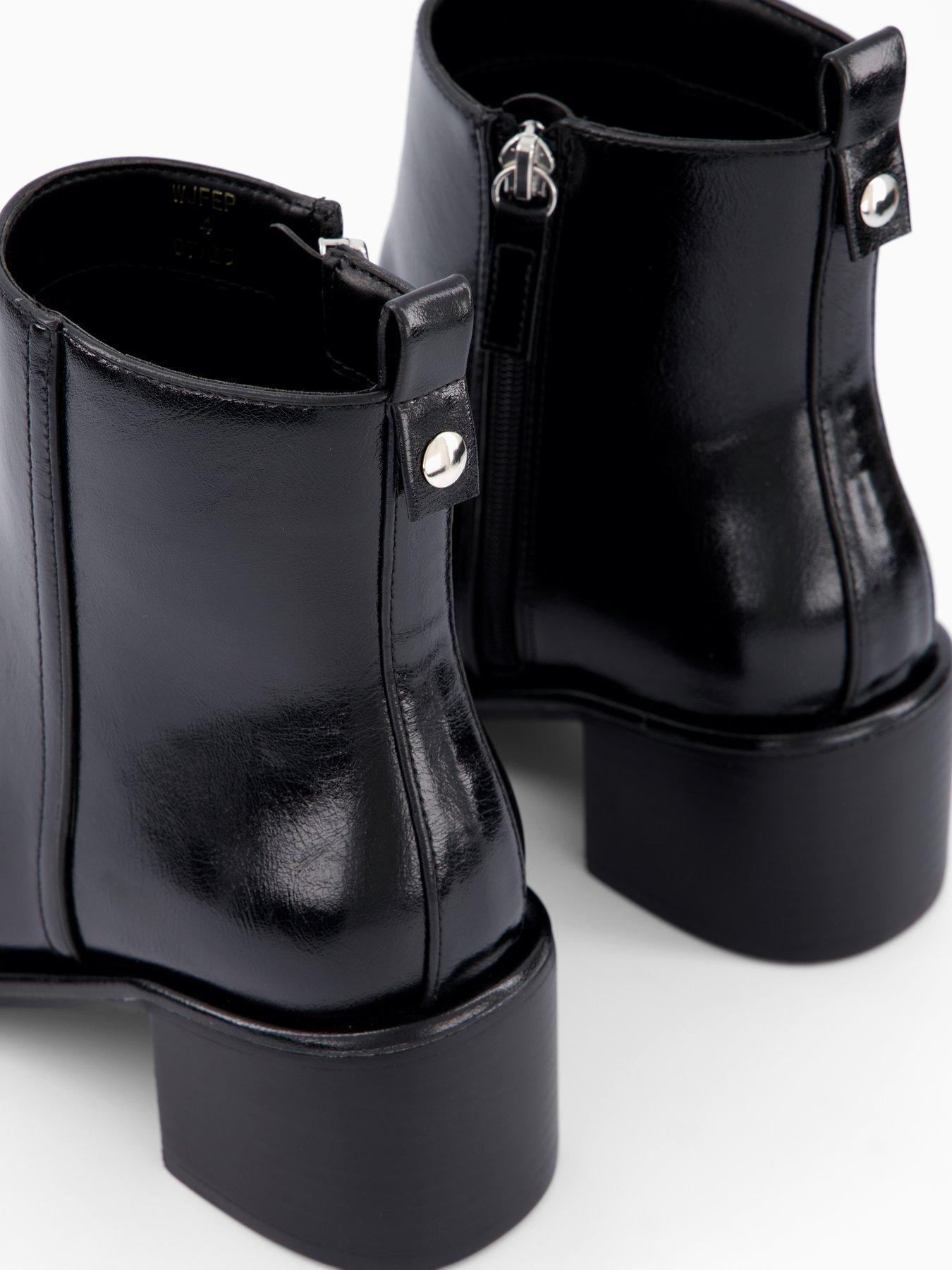 Image 7 of 8 of The Very Collection Block Heel Ankle Boot - Black