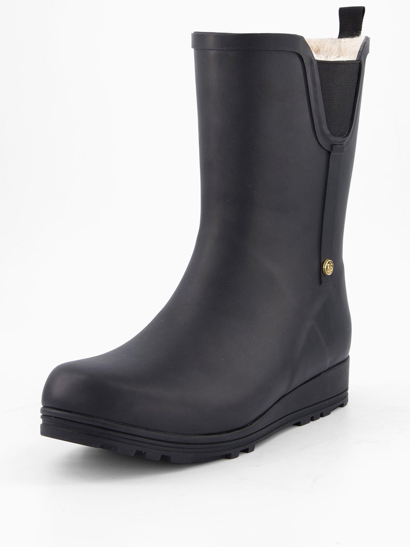 Image 3 of 7 of Elle Sport Calf Wellington Boot With Warm Lining &ndash; Black