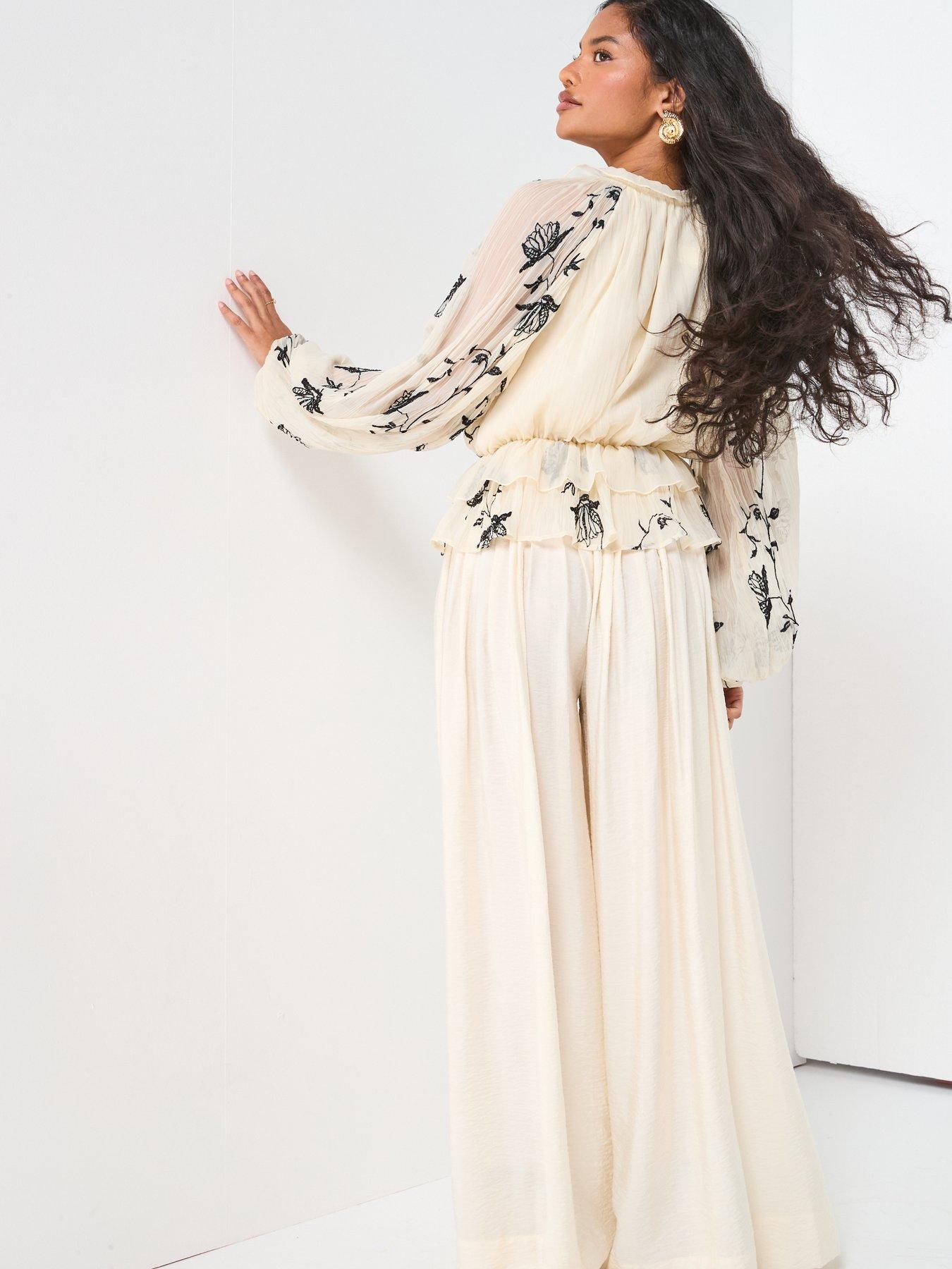 Image 2 of 6 of V by Very Printed Ruffle Detail Blouse - Cream