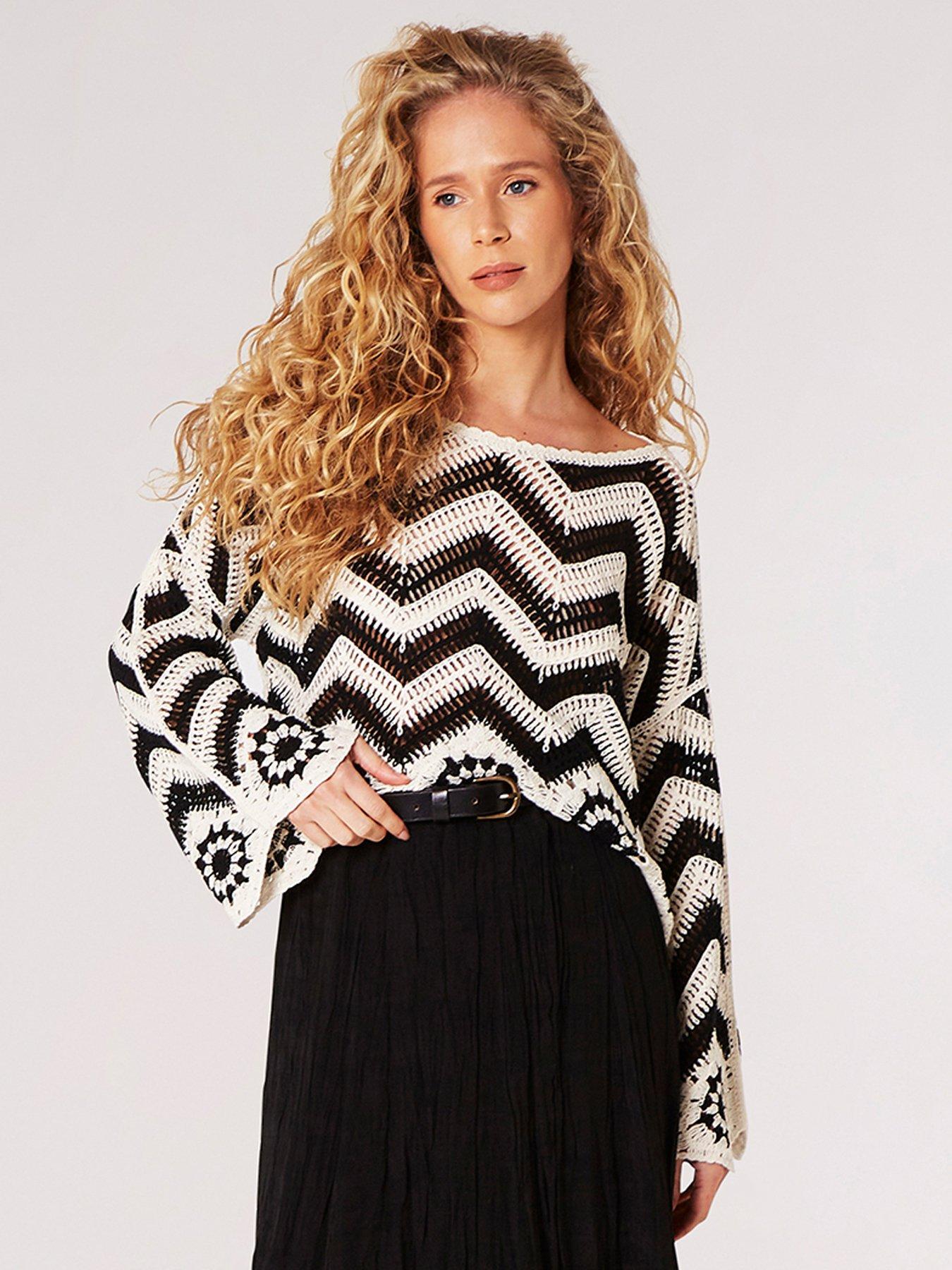 undefined Chevron Diagram Crocket  Slv Top