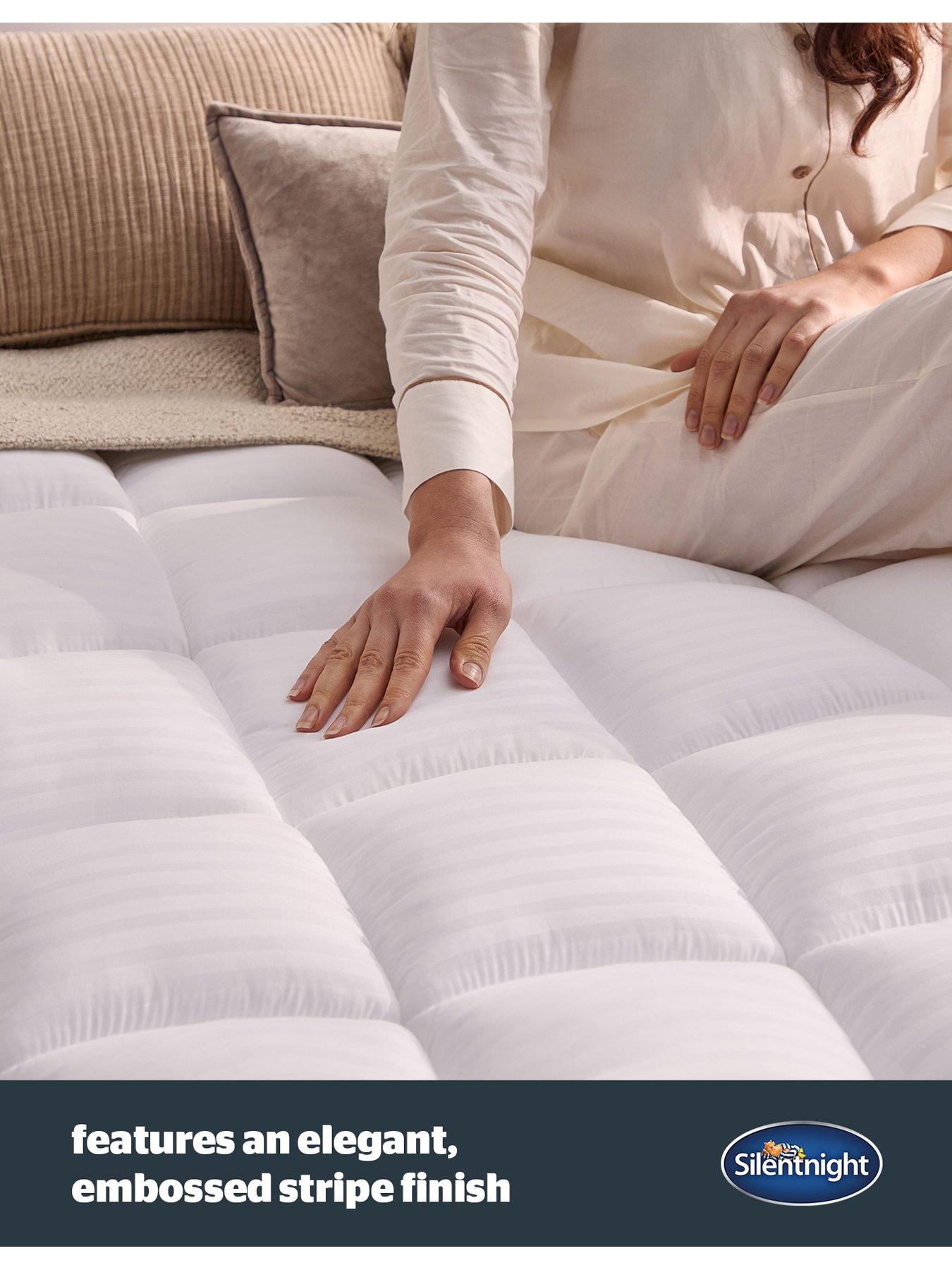 Image 5 of 7 of Silentnight Luxury Supreme Hotel Collection Extra Deep Mattress Topper