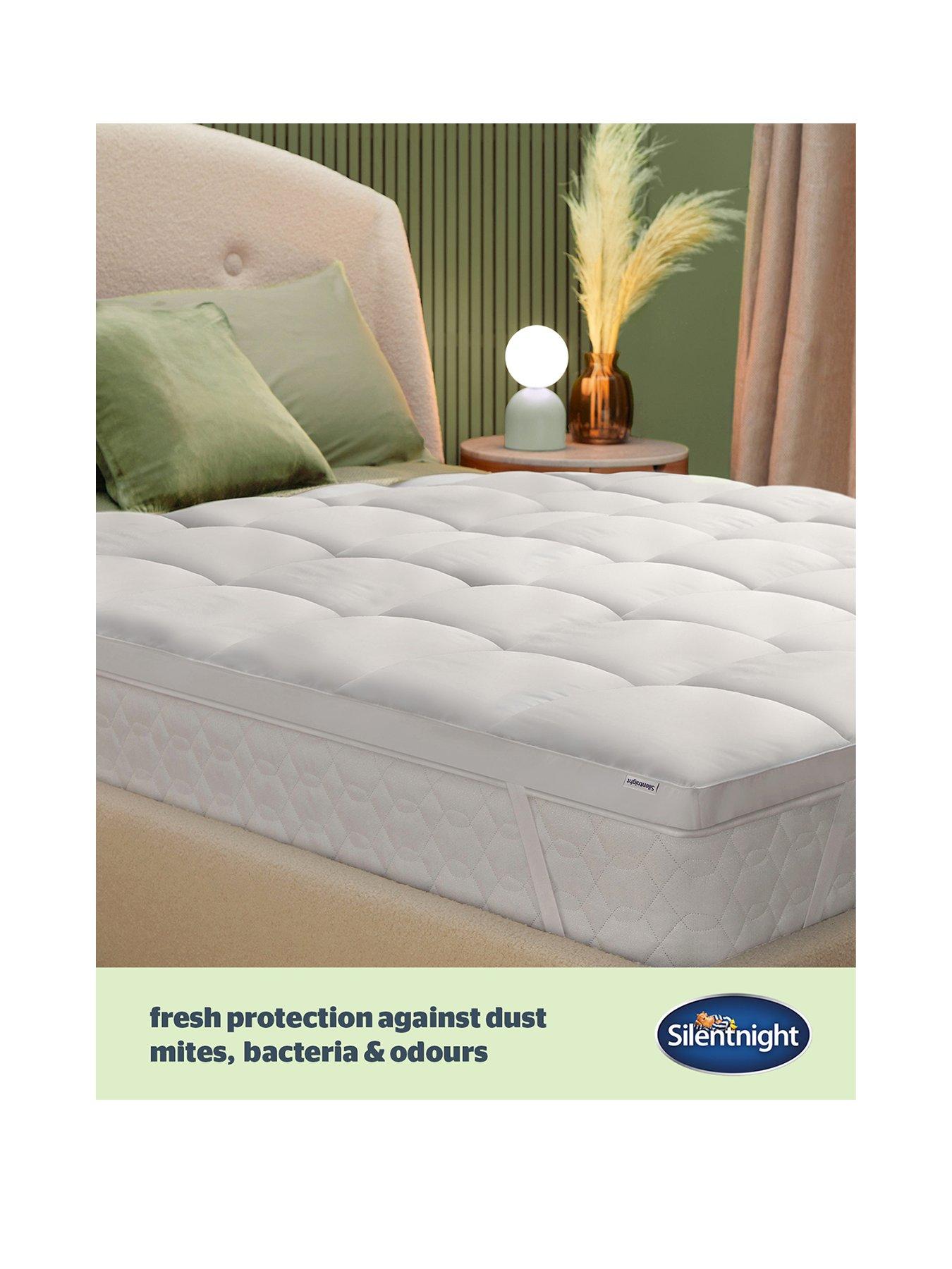 Image 2 of 7 of Silentnight Anti Allergy Ultimate 5cm Mattress Topper