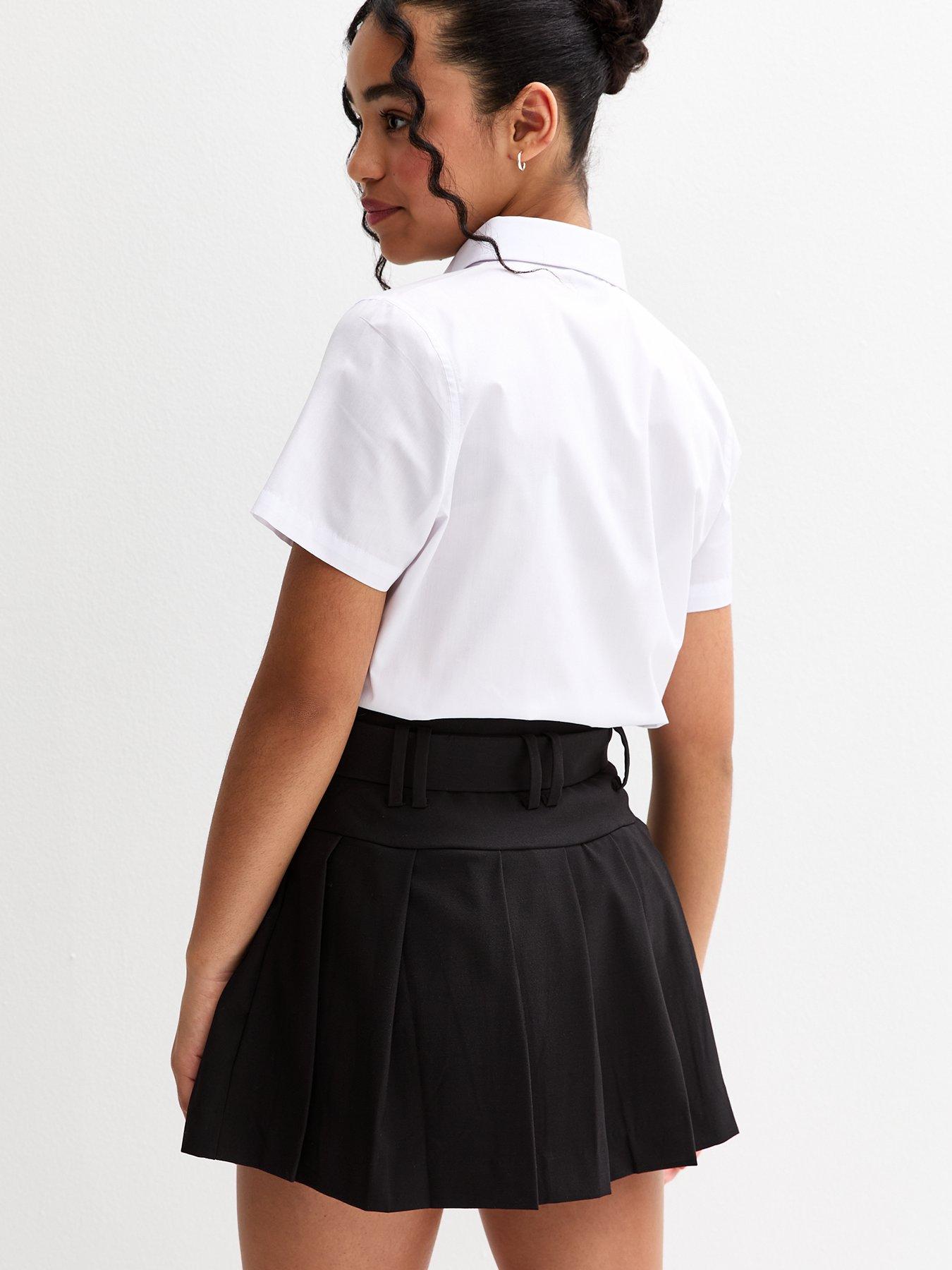 Image 3 of 4 of New Look 915 Girls Black Pleated Belted Skort