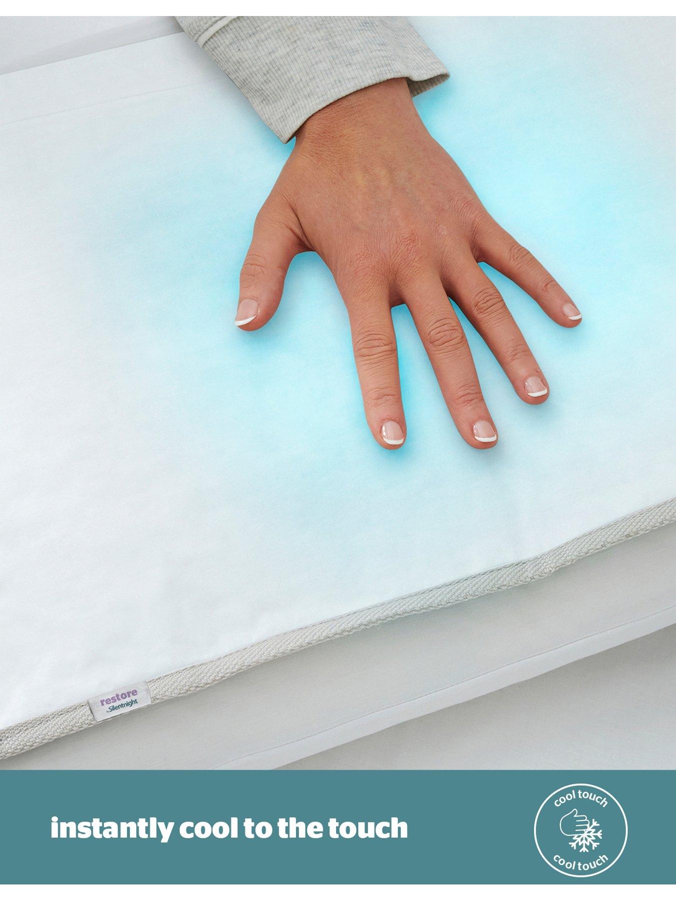 Image 3 of 7 of Silentnight Restore Cooling Body Gel Pad