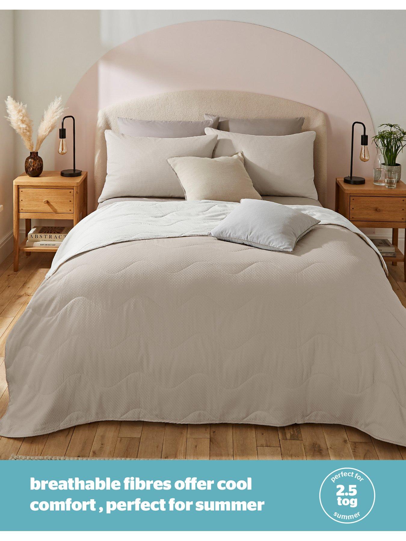 Image 3 of 7 of Silentnight Summer Breeze Cooling Summer Duvet And Pillowcase Set - 2.5 Tog - Cream/Taupe