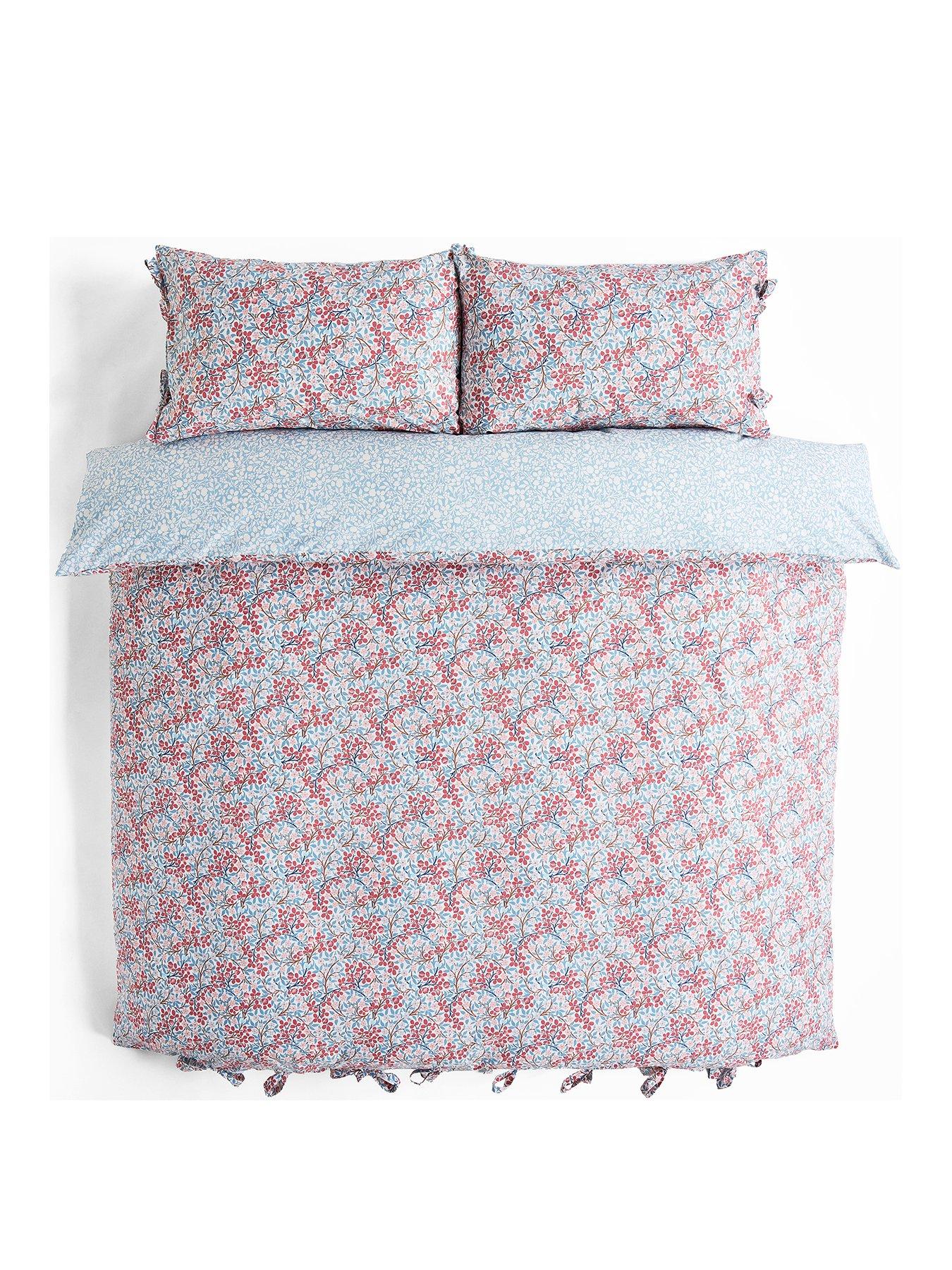 Image 2 of 7 of William Morris at Home Clover 100% Cotton Duvet Cover Set