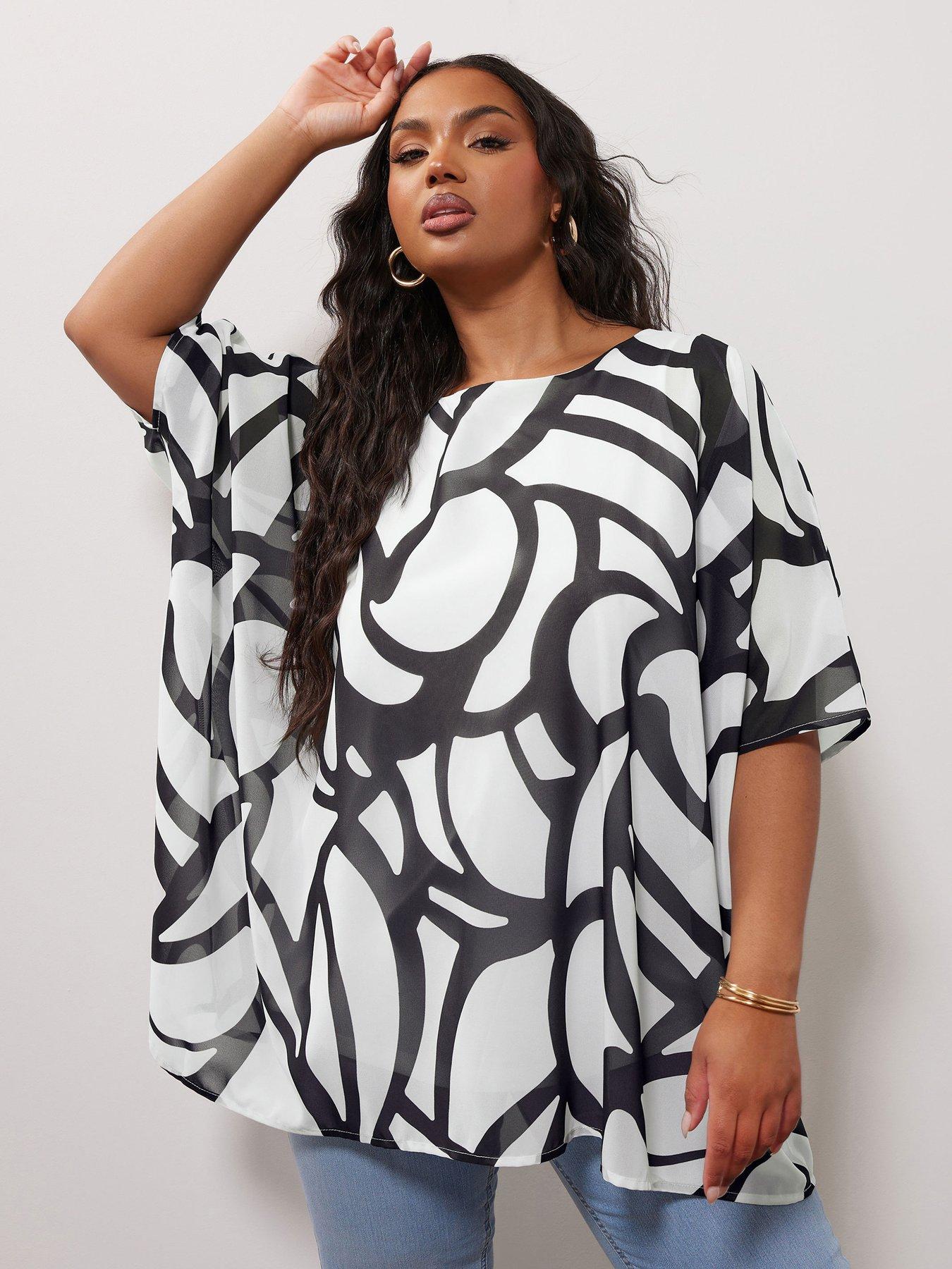 undefined Curve Mono Geo Cape Top