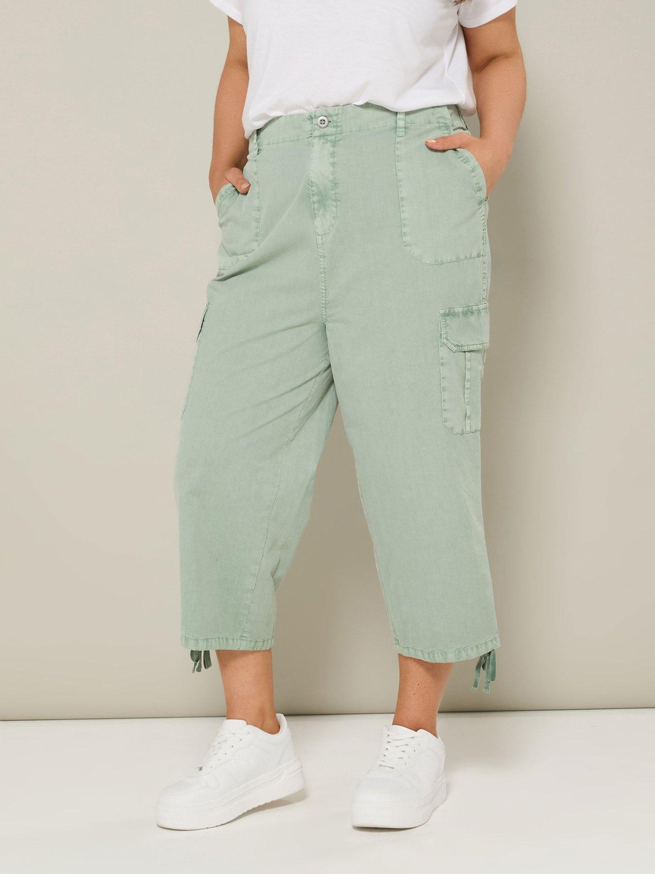 undefined Curve Woven Cargo Crop Trouser - Green