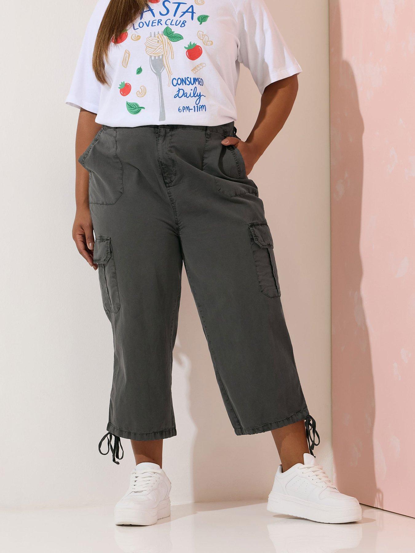 Image 1 of 5 of Yours Curve Woven Cargo Crop Trouser - Black
