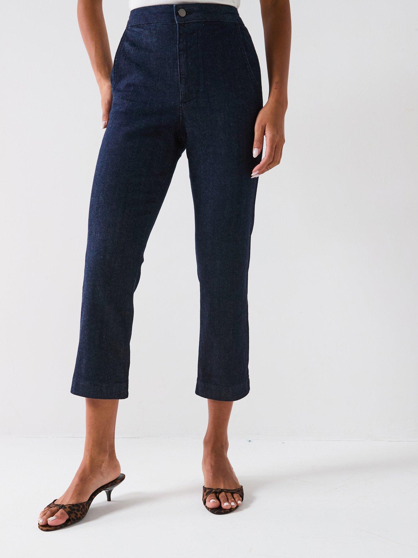 undefined Fitted Capri Jeans - Dark Wash