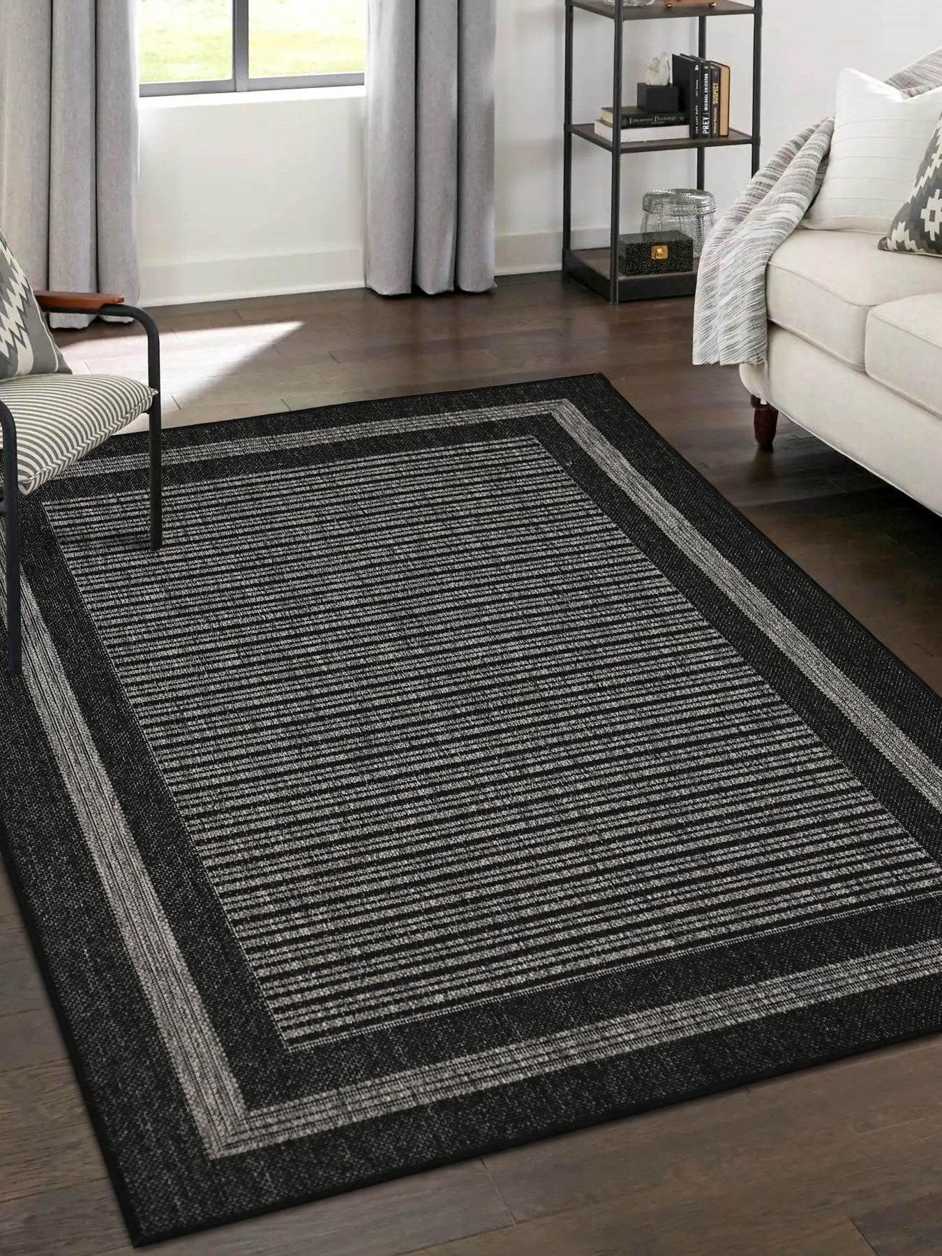 Gel-Backed Border Rug