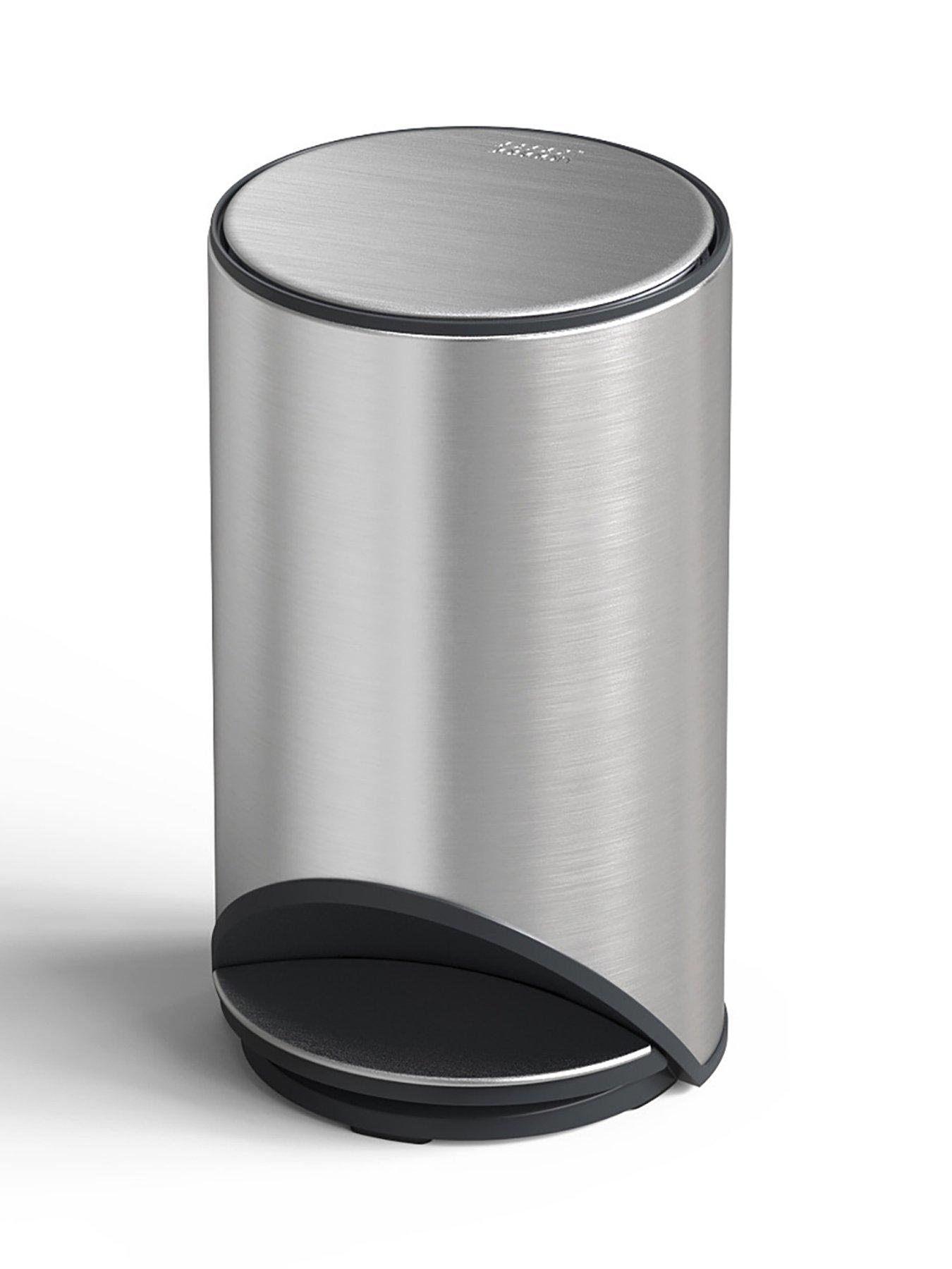 Image 4 of 8 of Joseph Joseph Arc 10l Bin