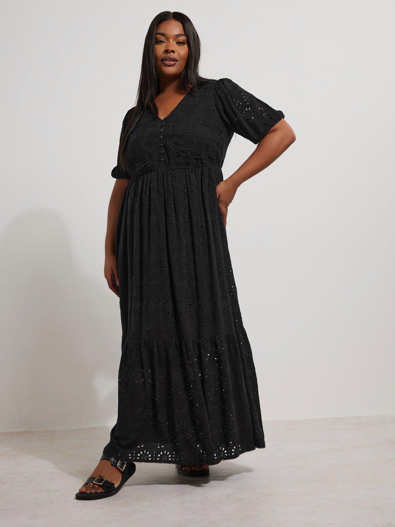 undefined Curve Broderie Tea Dress - Black