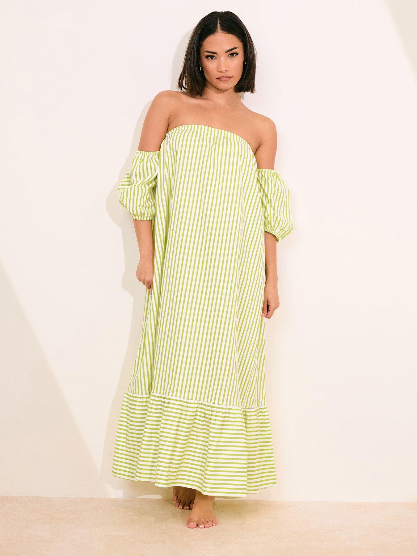 Image 3 of 4 of PixieGirl Petite Bardot Sea Leaf Maxi Dress - Green