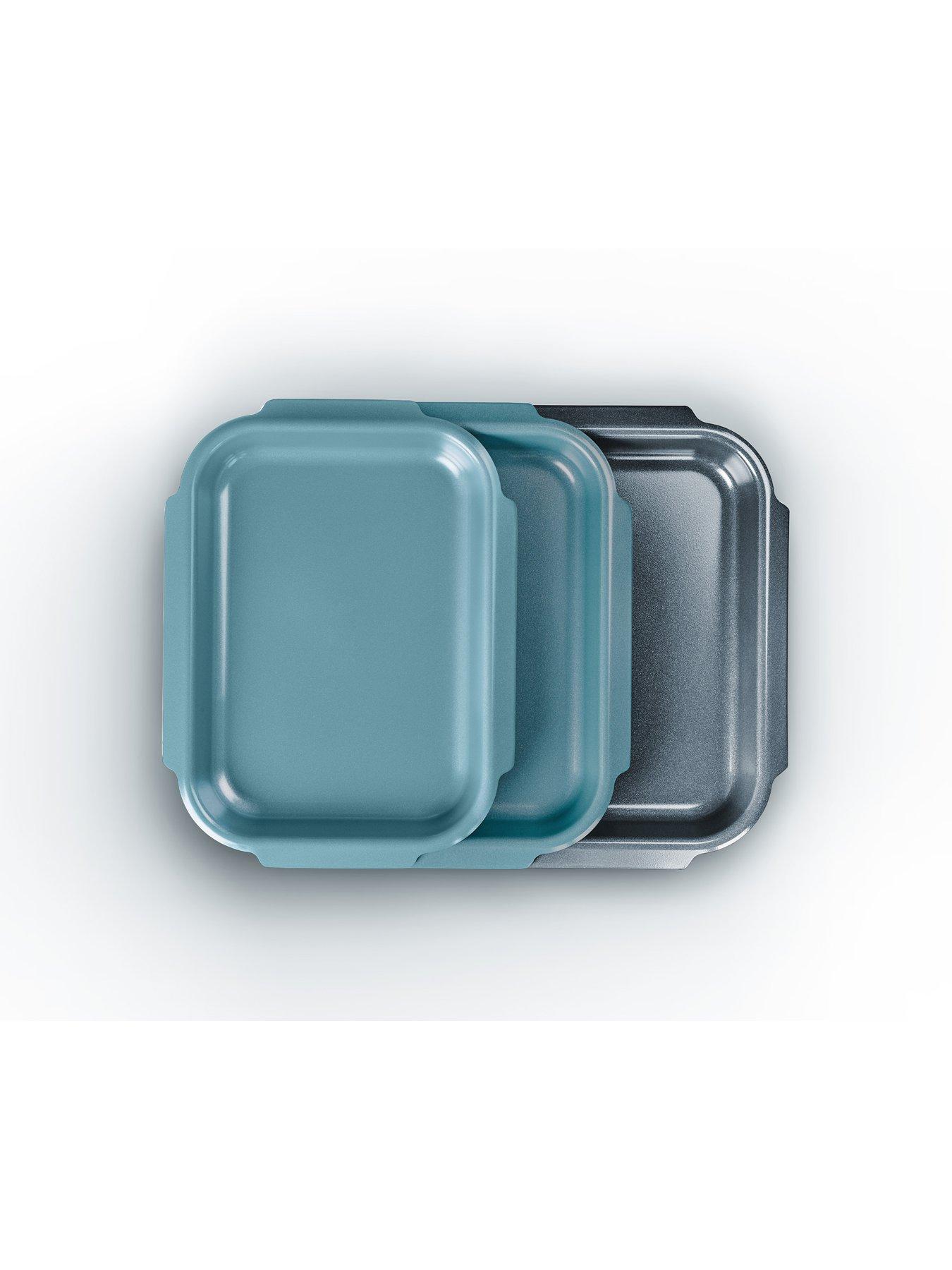Image 6 of 7 of Joseph Joseph Nest Bake Non Stick 3 Piece Baking Tray Set