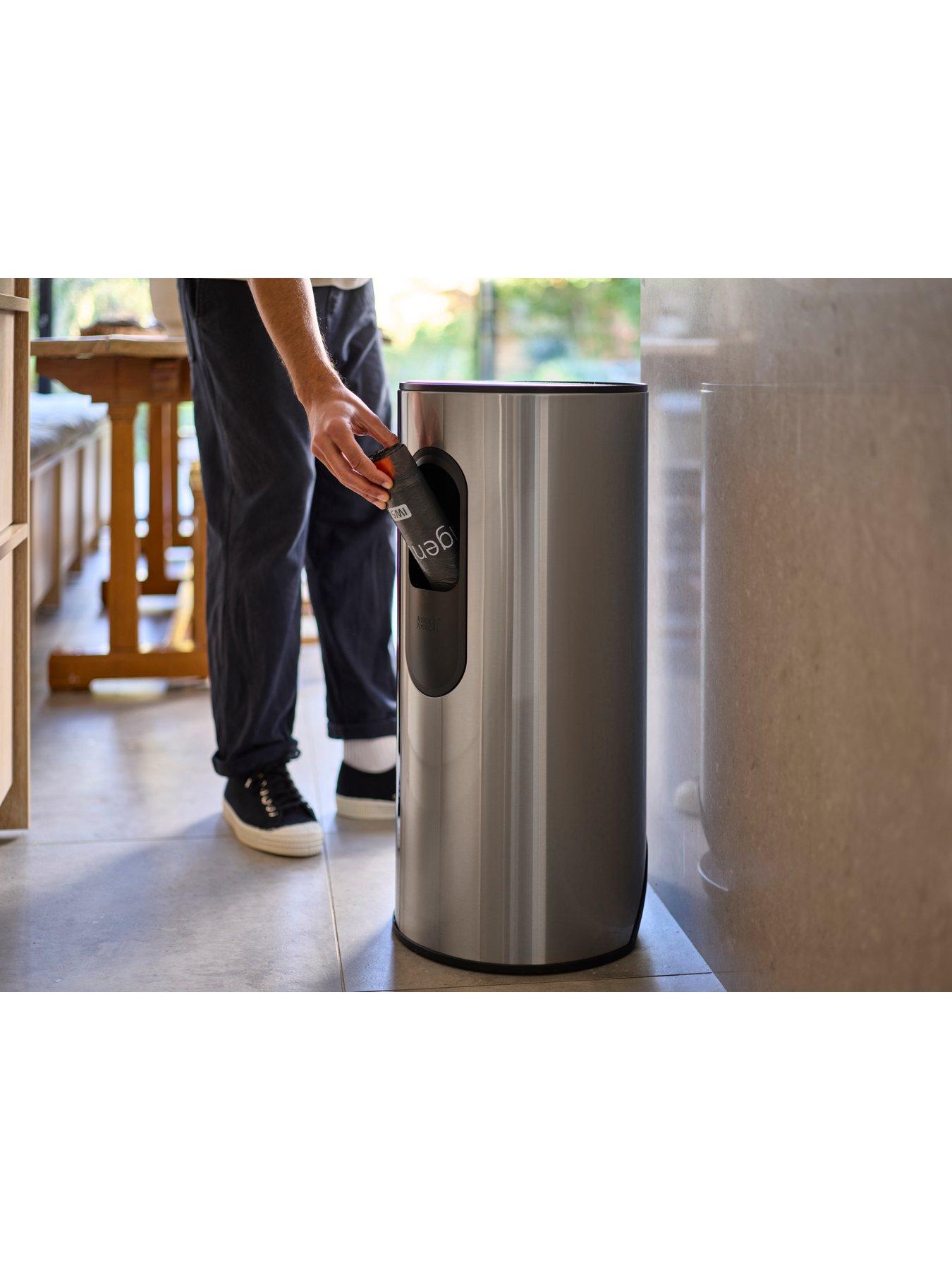Image 3 of 7 of Joseph Joseph Arc 30l Bin