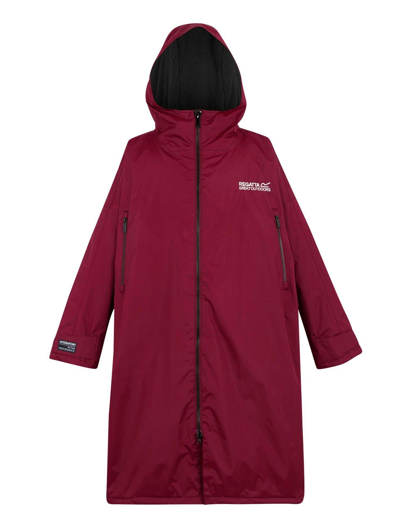 Image 4 of 6 of Regatta Unisex Waterproof Changing Robe - Burgundy