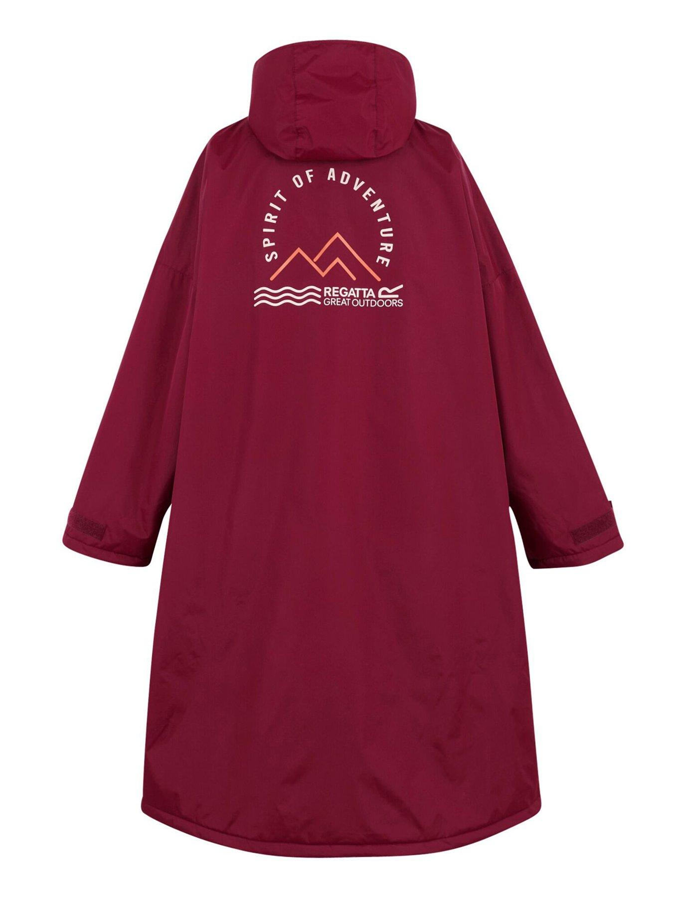 Image 5 of 6 of Regatta Unisex Waterproof Changing Robe - Burgundy