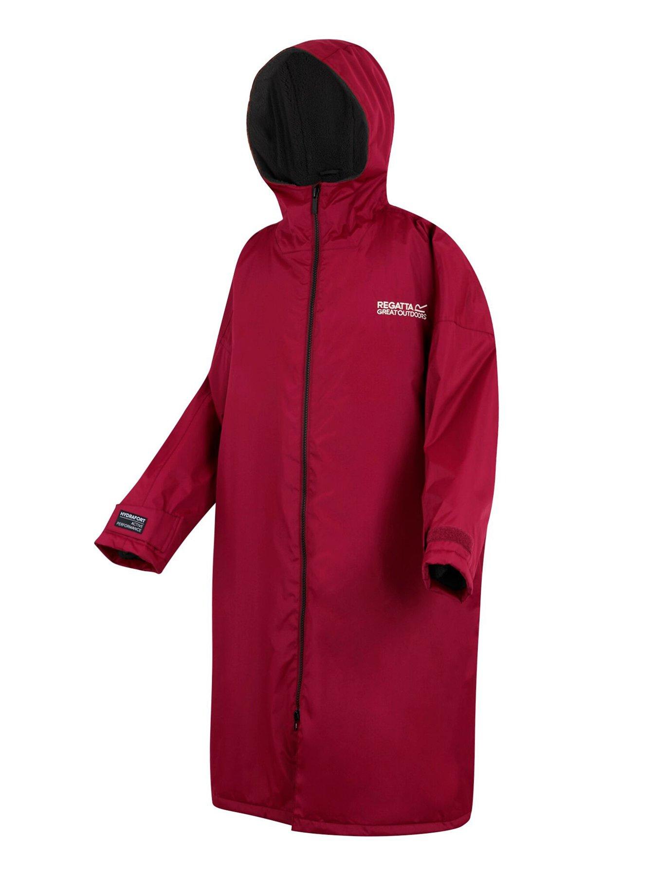 Image 6 of 6 of Regatta Unisex Waterproof Changing Robe - Burgundy