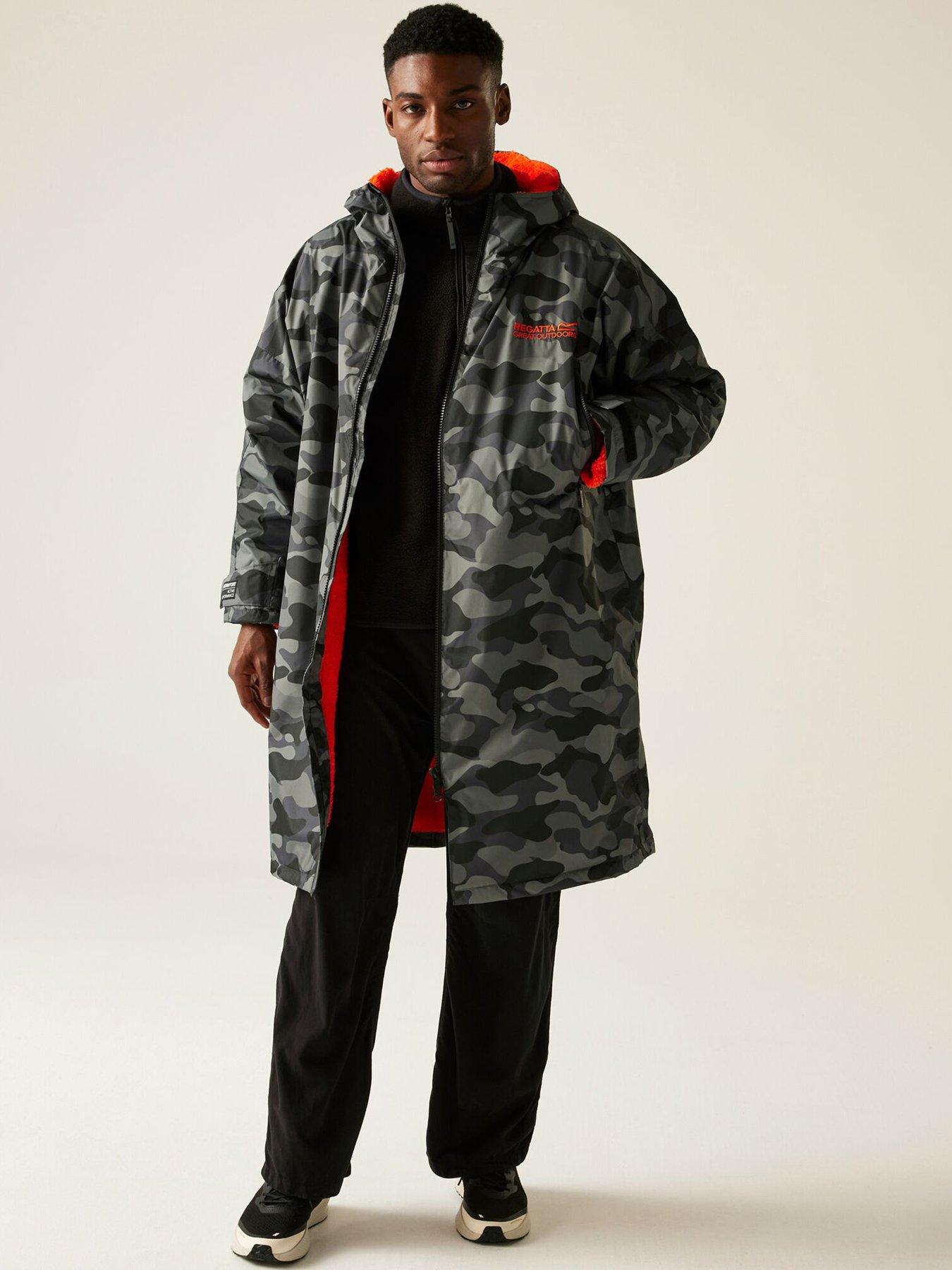 Image 2 of 6 of Regatta Adults Unisex Waterproof Changing Robe - Grey Camo