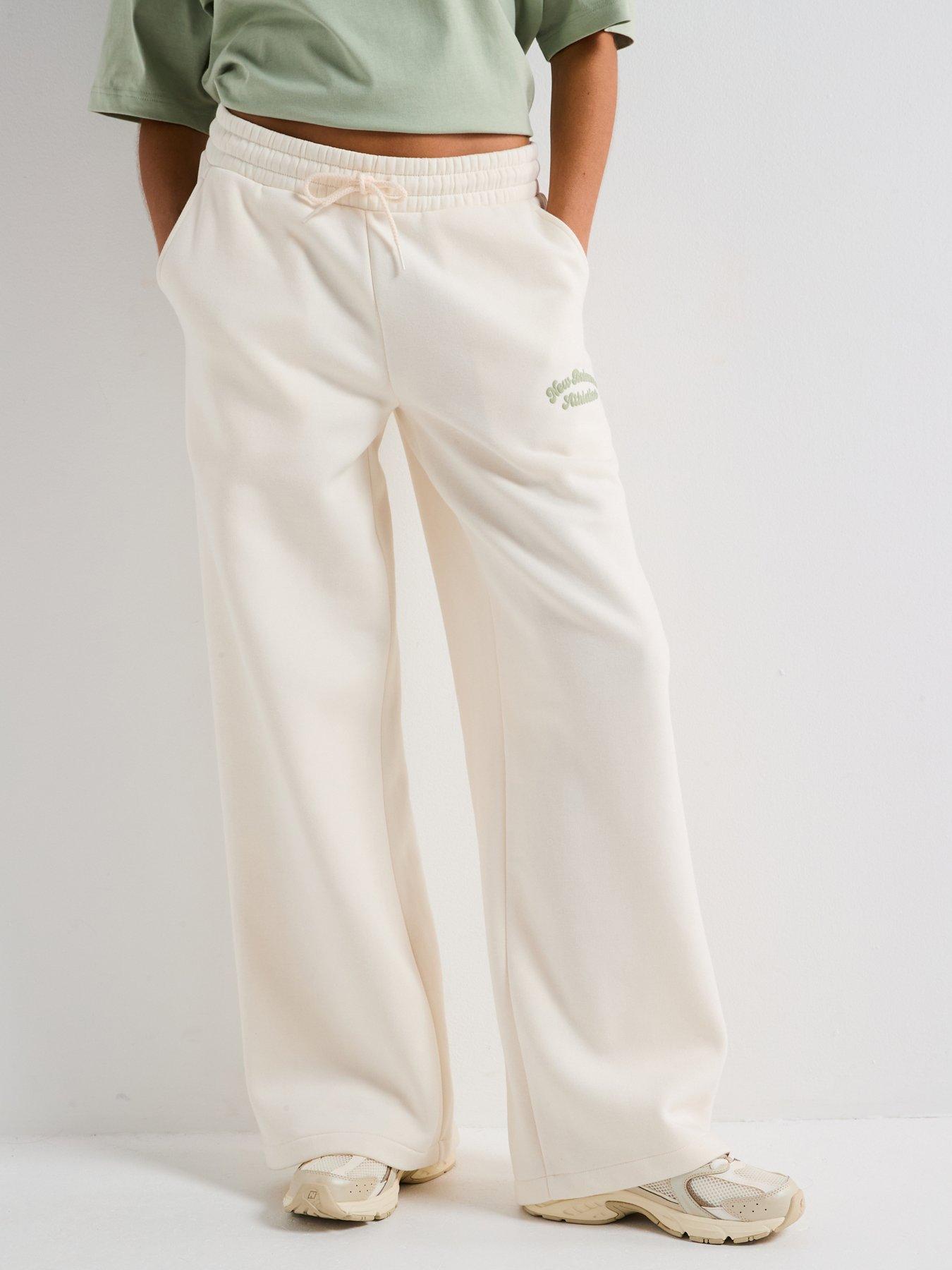 New Balance Womens Heritage Fleece Wide Leg Pant - Beige