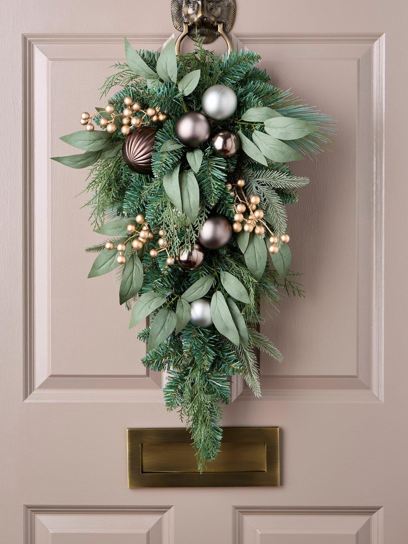 Very Home Nordic Teardrop Christmas Wreath - 70 cm