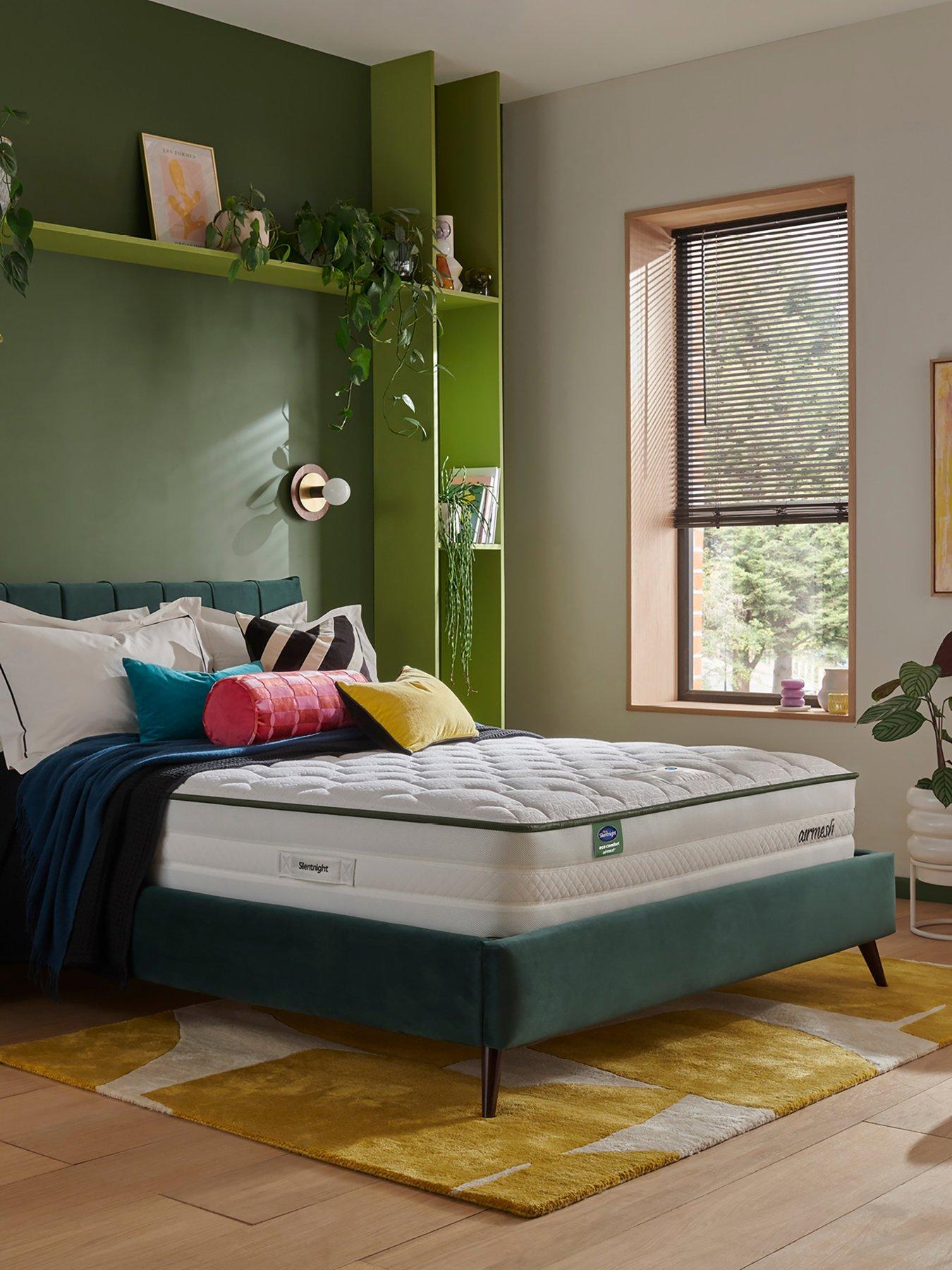 Image 1 of 8 of Silentnight Comfort Air Mesh 1600 Pocket Mattress