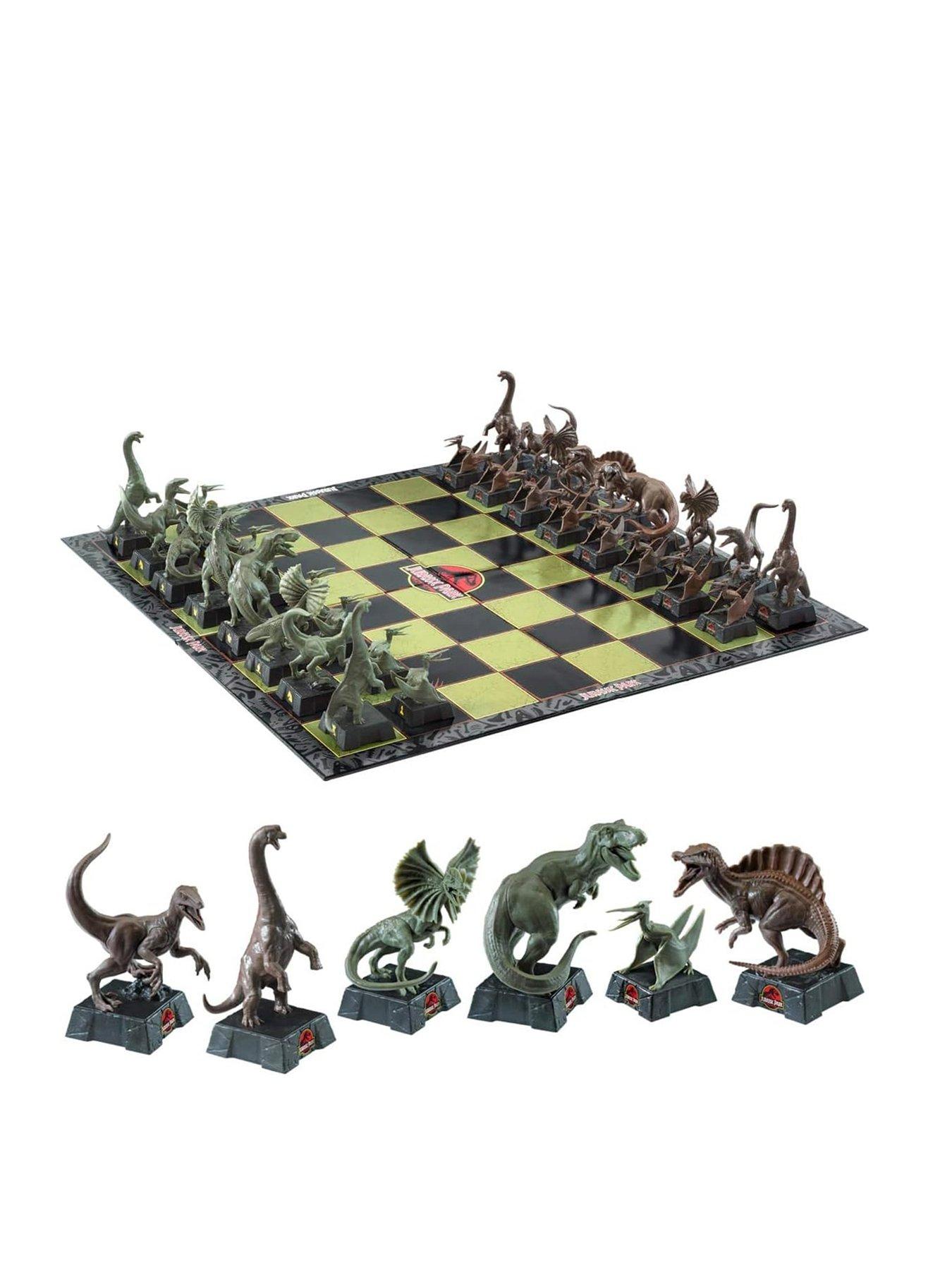 undefined Chess set - The Noble Collection