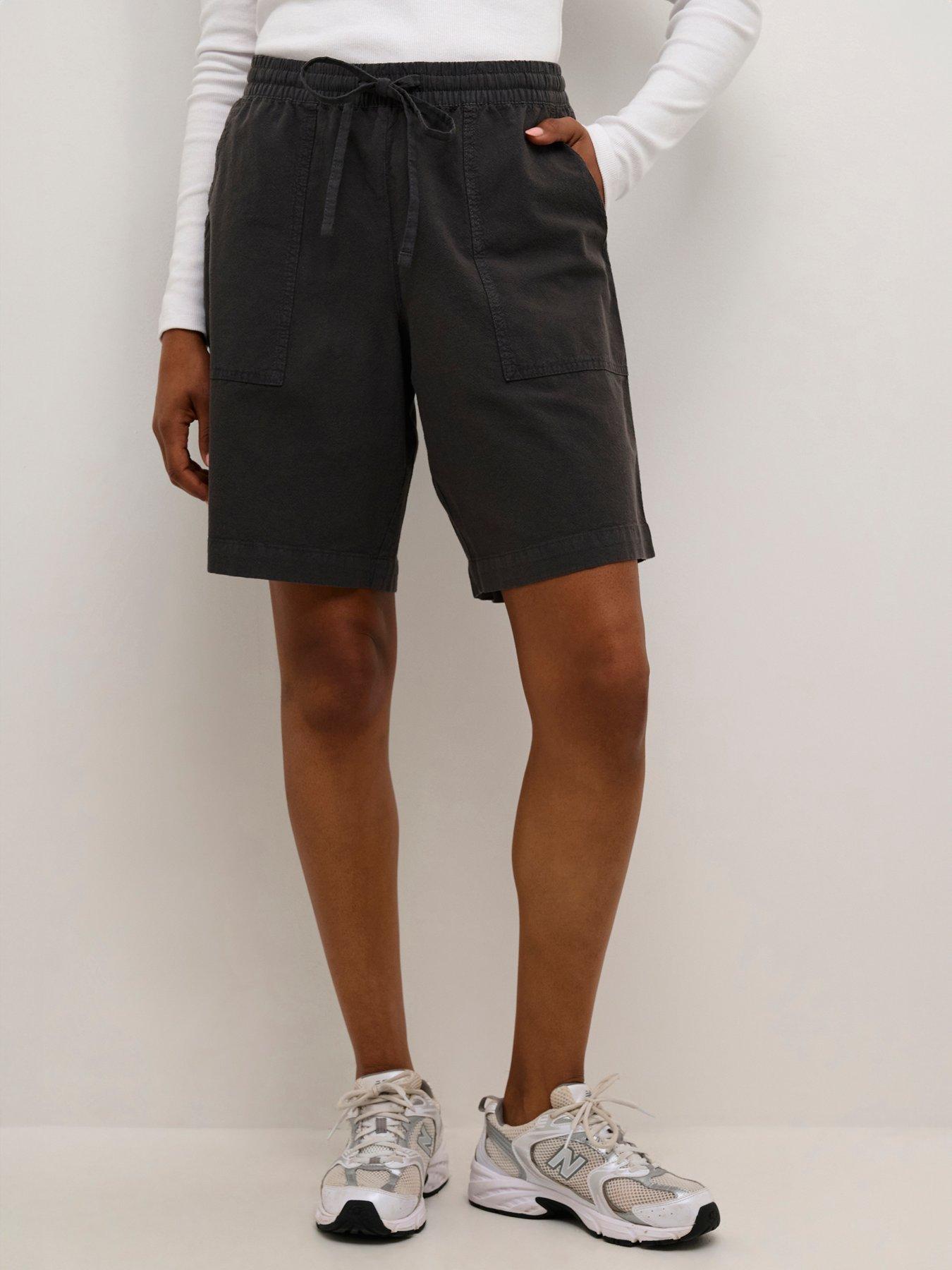 undefined Naya Liah Shorts - Grey