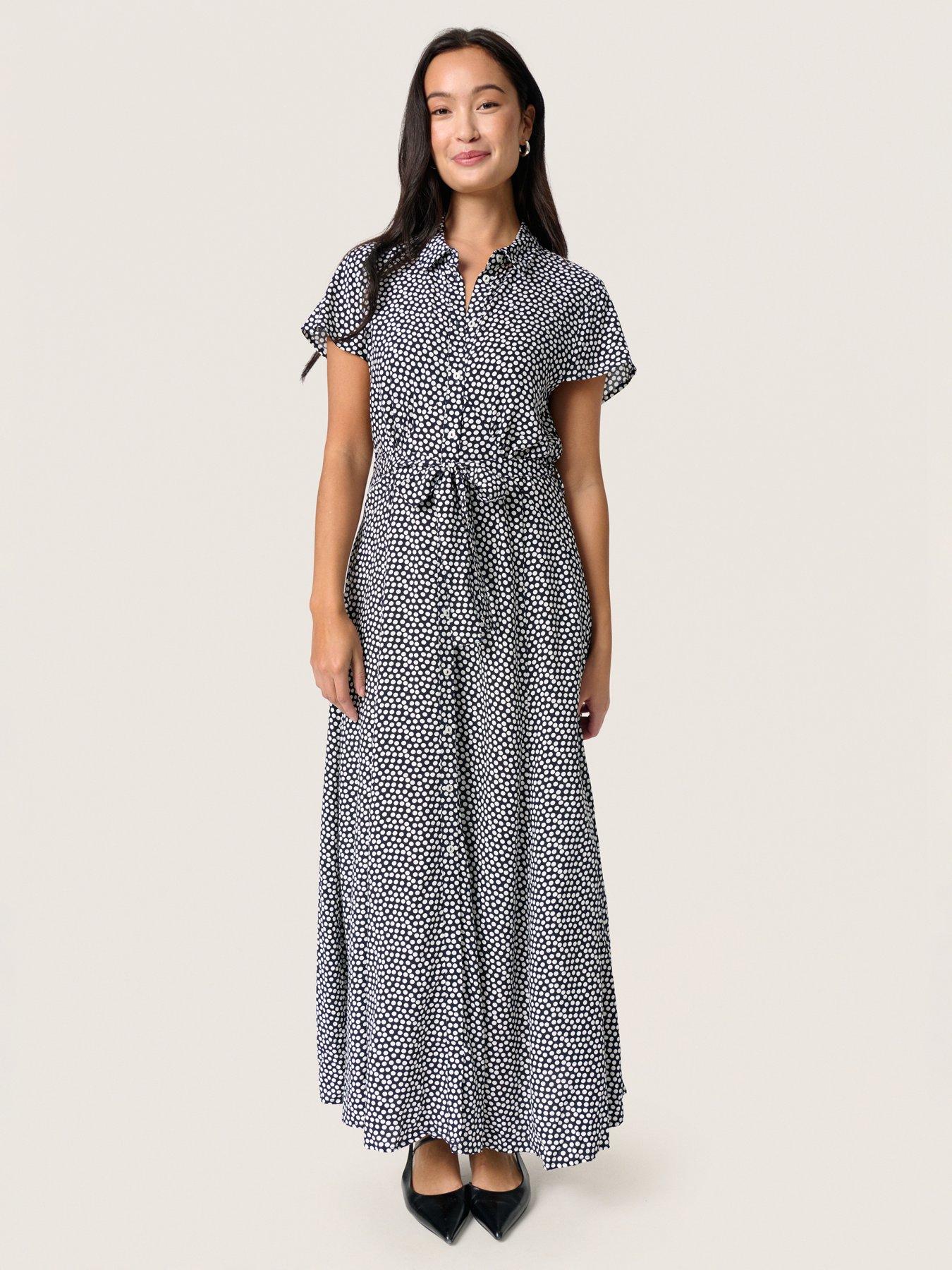 undefined Arjana Maxi Dress - Black