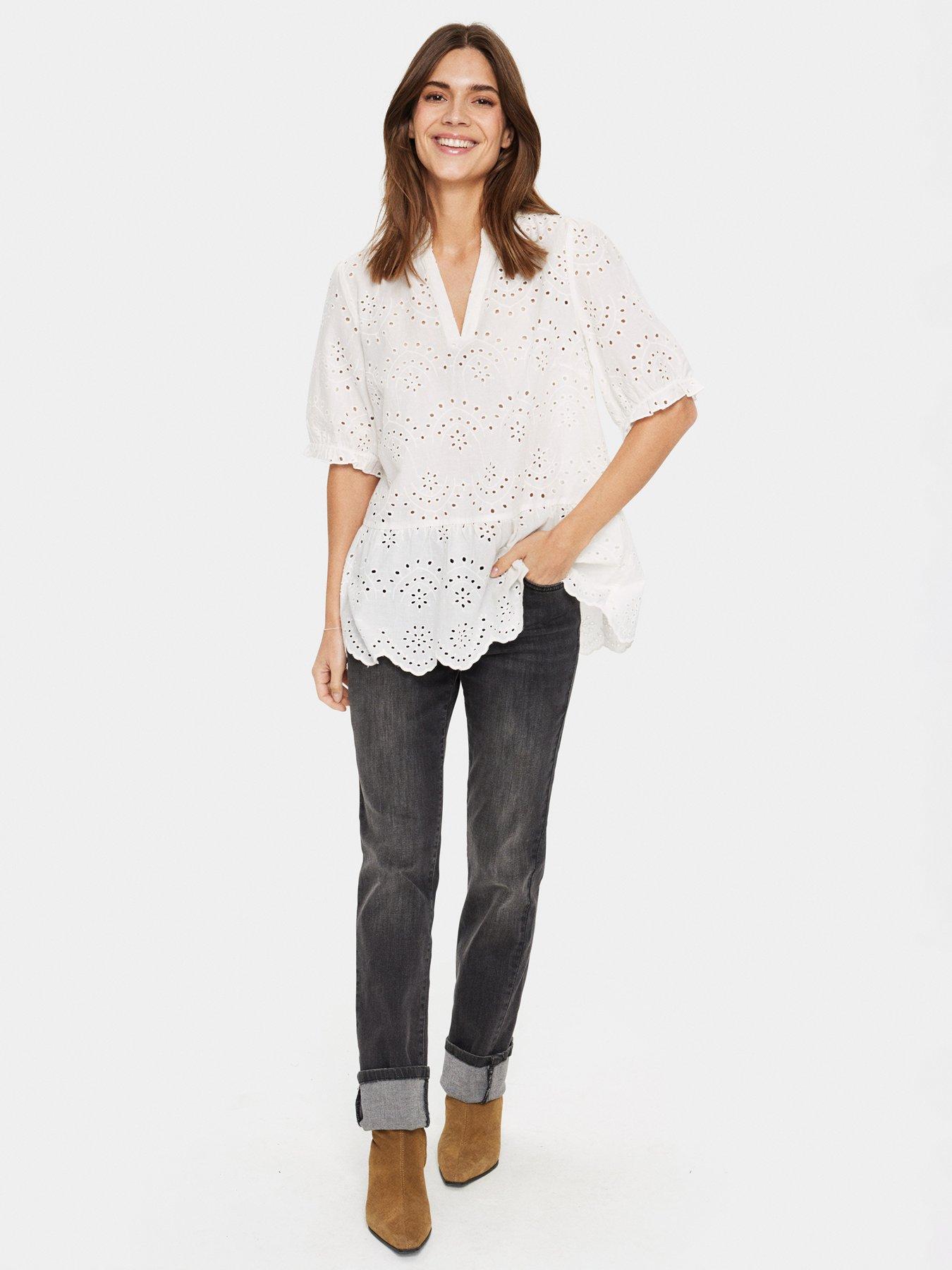 Image 3 of 6 of Saint Tropez Geleksa Blouse - White