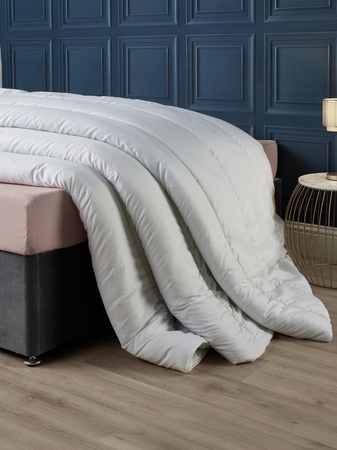 Image 5 of 5 of Very Home Summer Daze 7.5 Tog Duvet