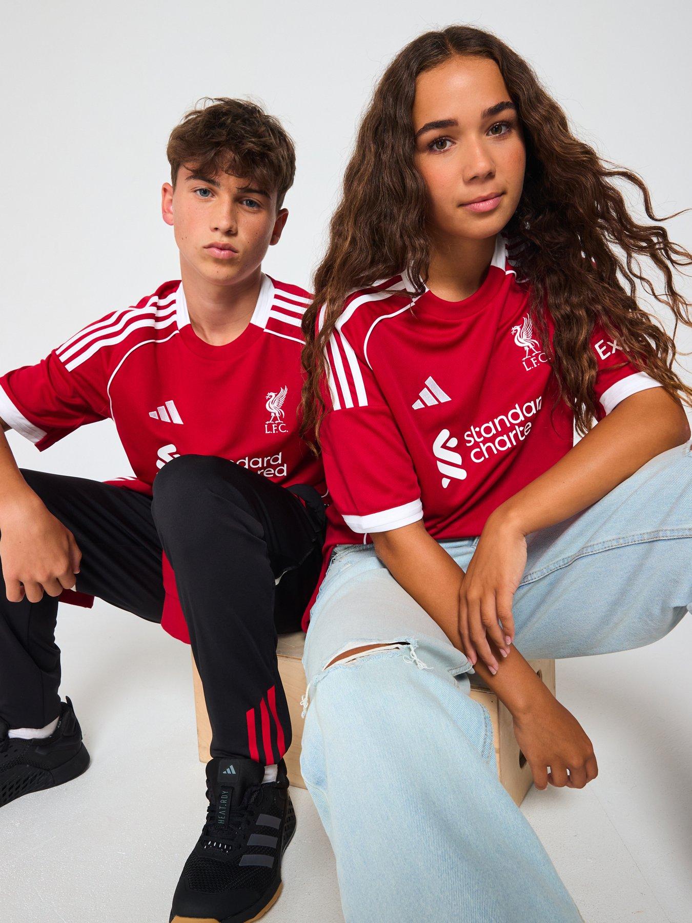 Image 4 of 6 of adidas Liverpool Junior 25/26 Home Stadium Replica Shirt -&nbsp;Red