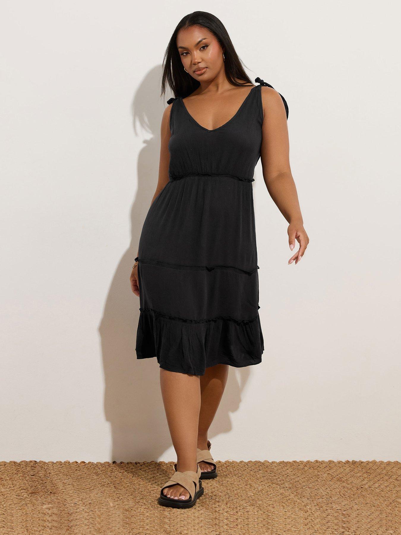 undefined Curve Tiered Throw On Dress - Black