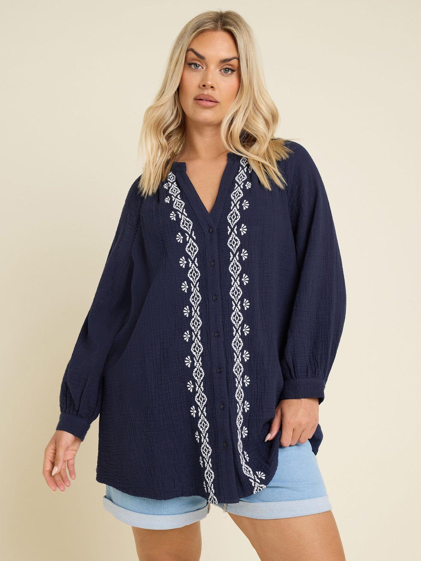 undefined Curve Cheesecloth Embroidered Top - Blue