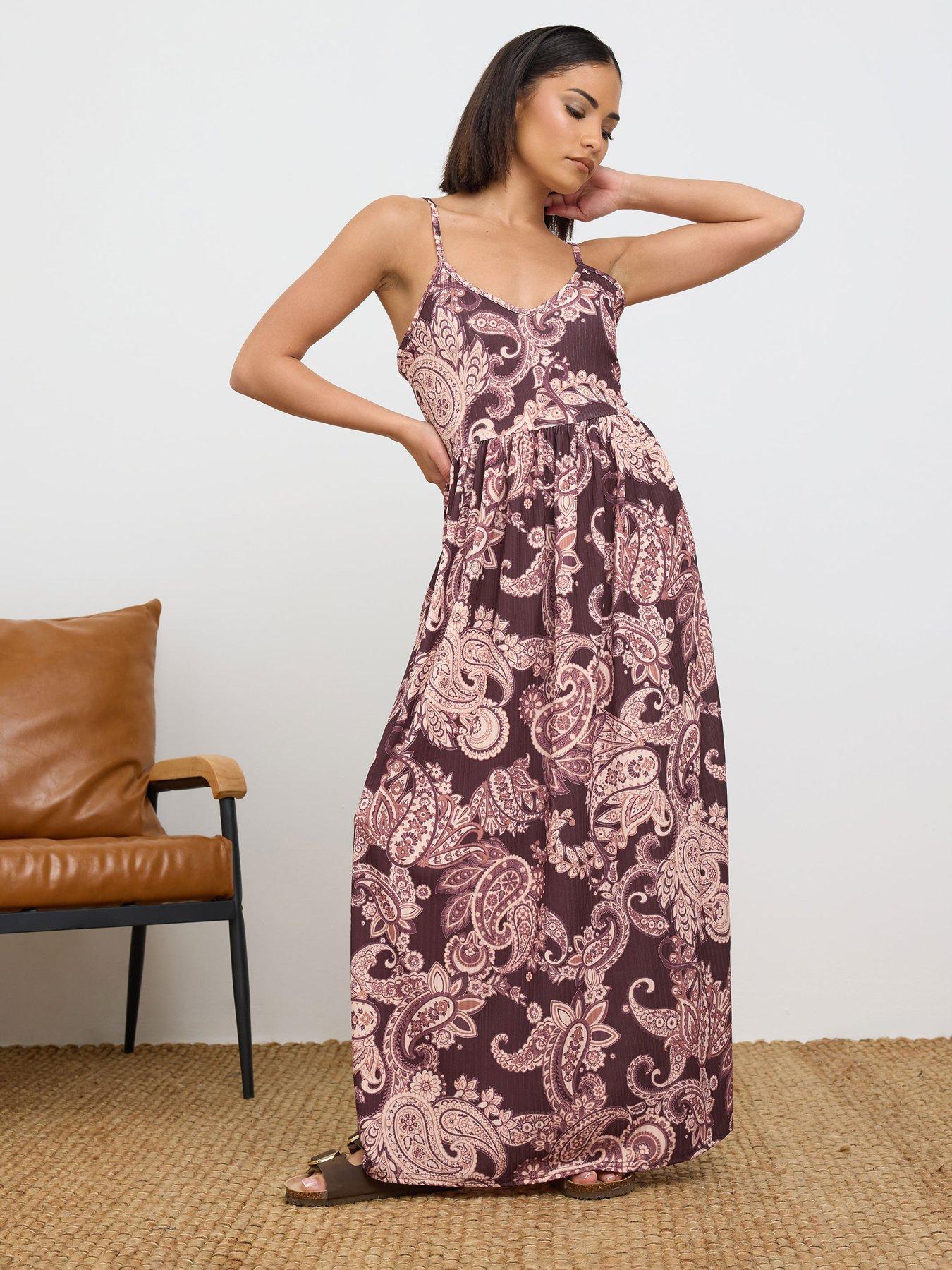 undefined Petite Paisley Maxi Rib Dress - Brown