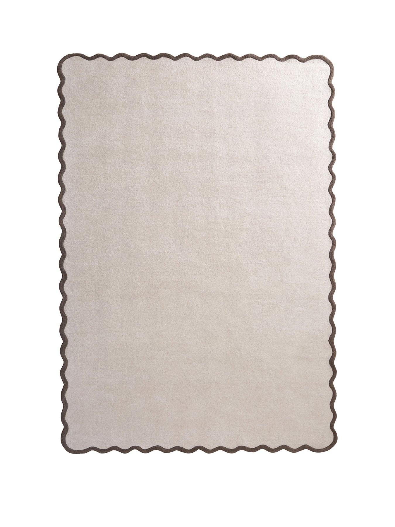 Image 2 of 5 of Very Home Scalloped Elsie Wool Rug &ndash; Natural and Brown