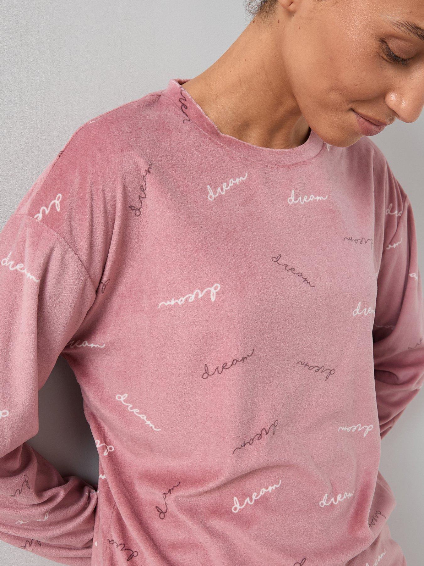 Image 4 of 6 of The Very Collection Fleece Love Top And Jogger Loungewear Set - Pink