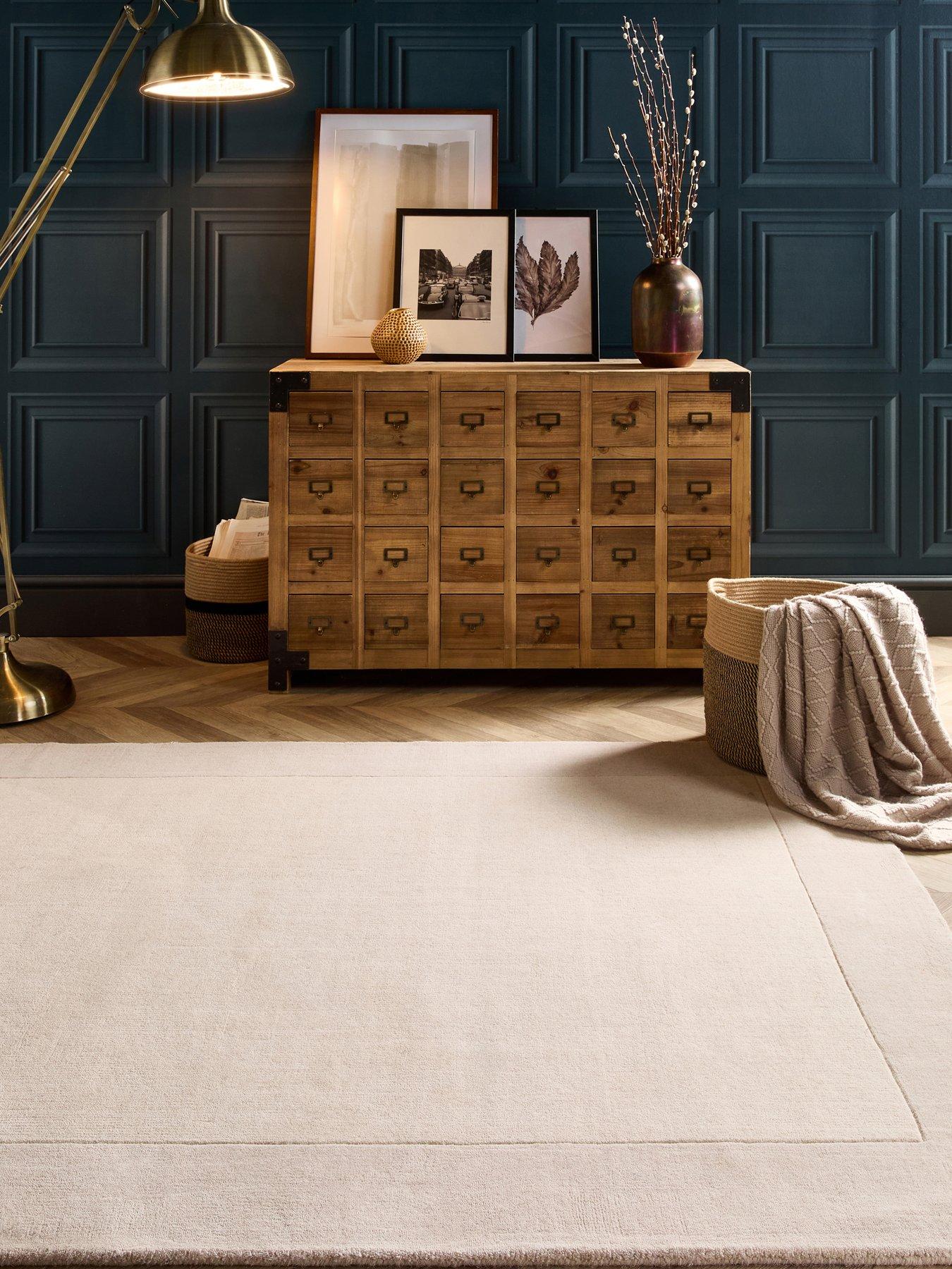 The Very Collection Borders Rug