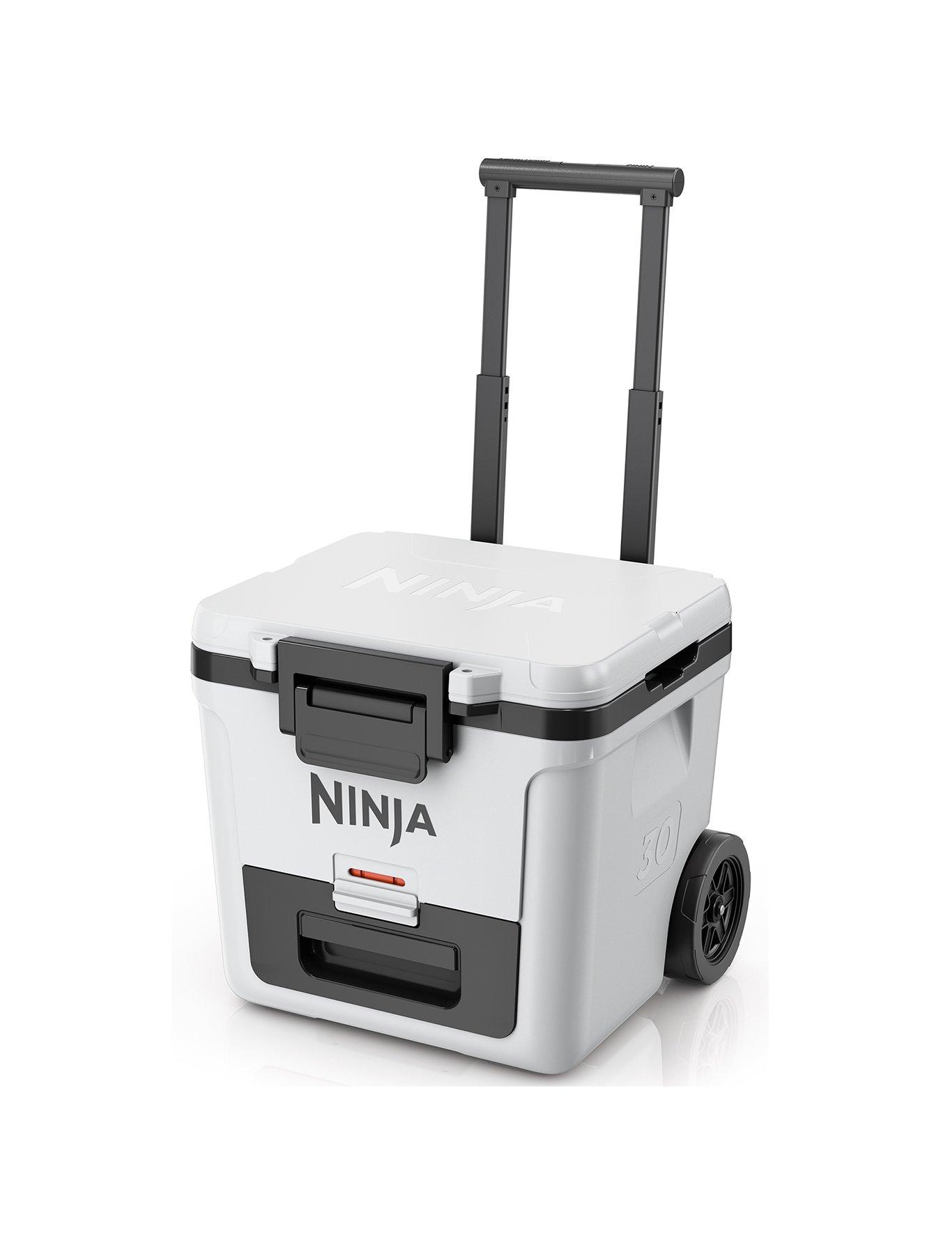 undefined FrostVault 30QT/28L Wheeled Cooler with Dry Zone, Cloud White FB230UKWH / FB230EUWH