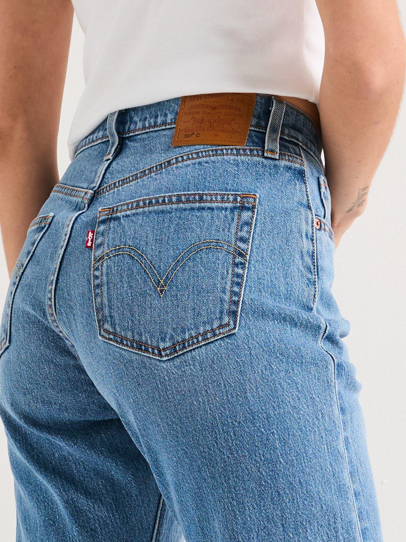 Image 4 of 6 of Levi's 501&reg; Curve Jeans - Lucid Dream&nbsp;- Blue