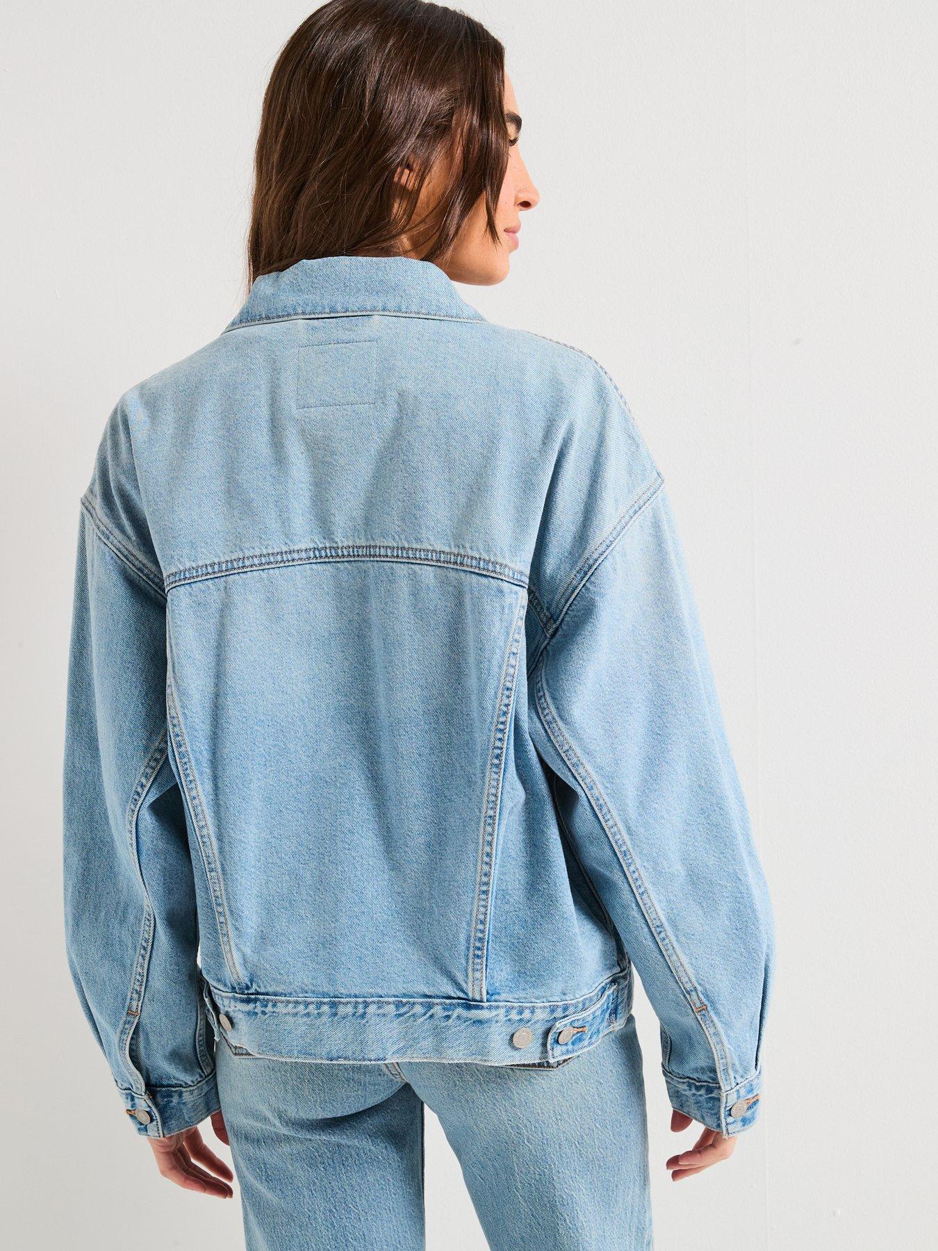 Image 2 of 6 of Levi's 90s Trucker Jacket - She Knew - Blue